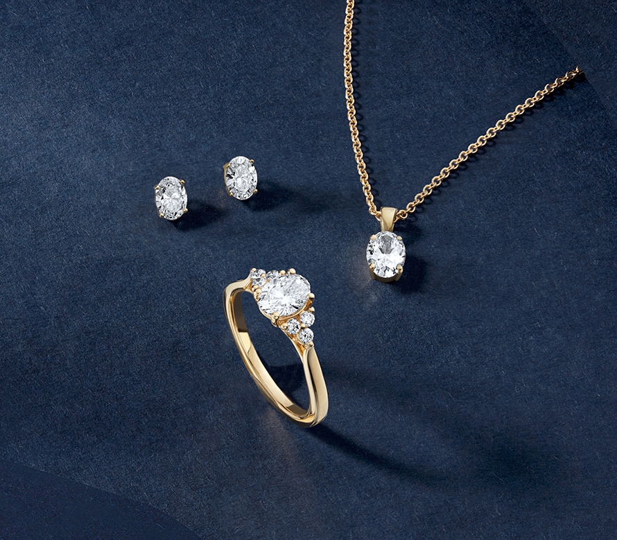 Traceable Diamonds Collection