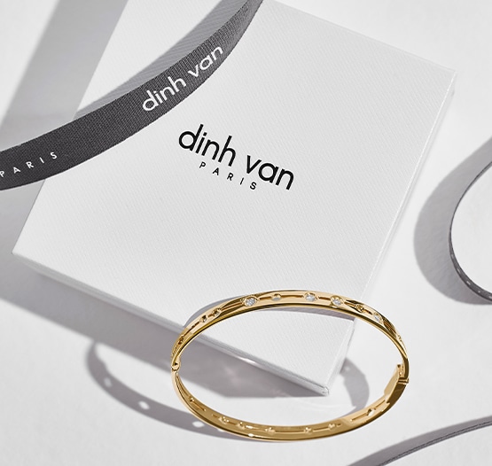 Dinh van About Image