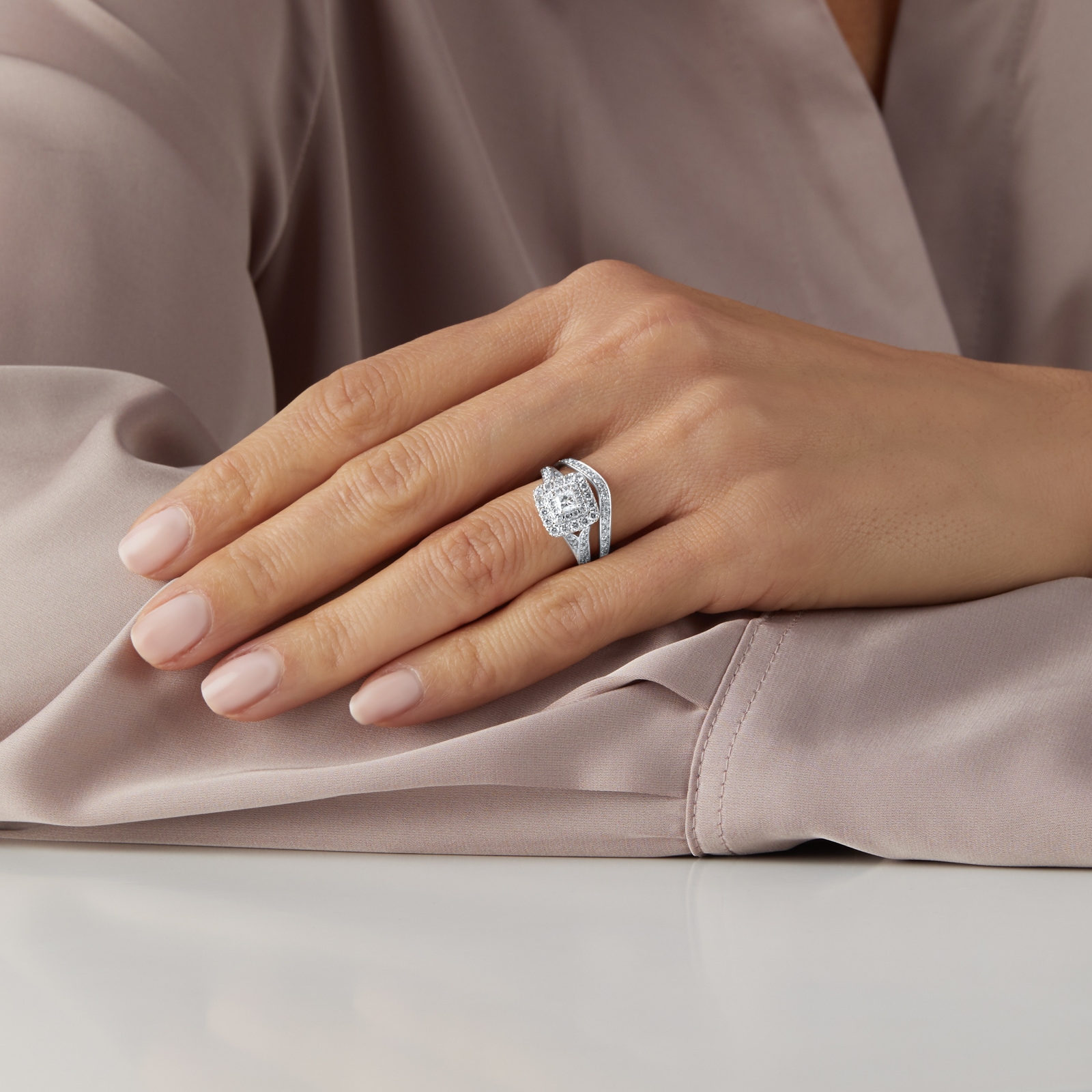 Goldsmiths 18ct White Gold Princess Cut 1.00cttw Diamond Bridal Set Goldsmiths 18ct White Gold Princess Cut 1.00cttw Diamond Bridal Set