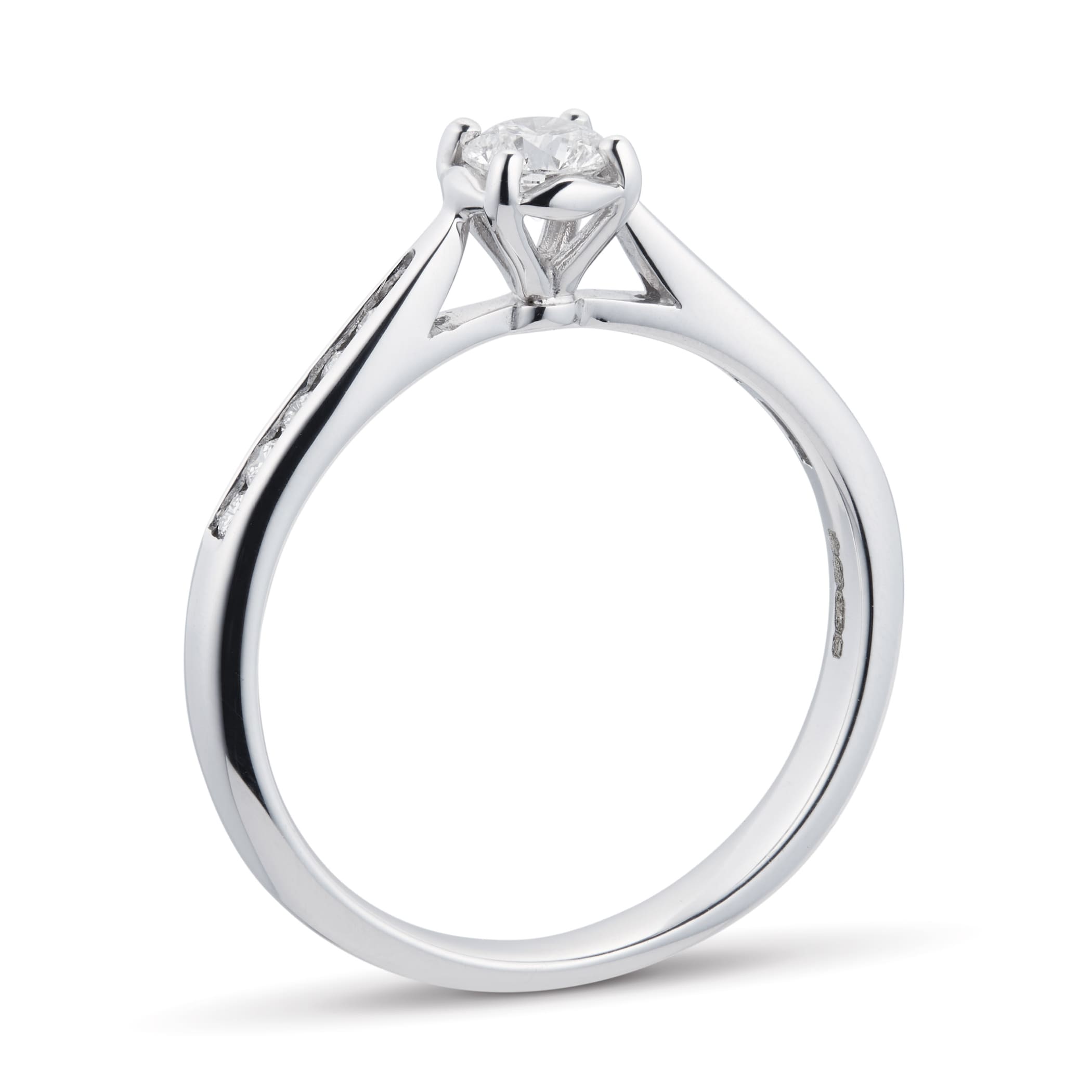 Goldsmiths 9ct White Gold 0.40cttw Diamond Illusion Ring Goldsmiths 9ct White Gold 0.40cttw Diamond Illusion Ring
