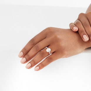 Mappin & Webb Amelia Platinum 1.20cttw Diamond Engagement Ring