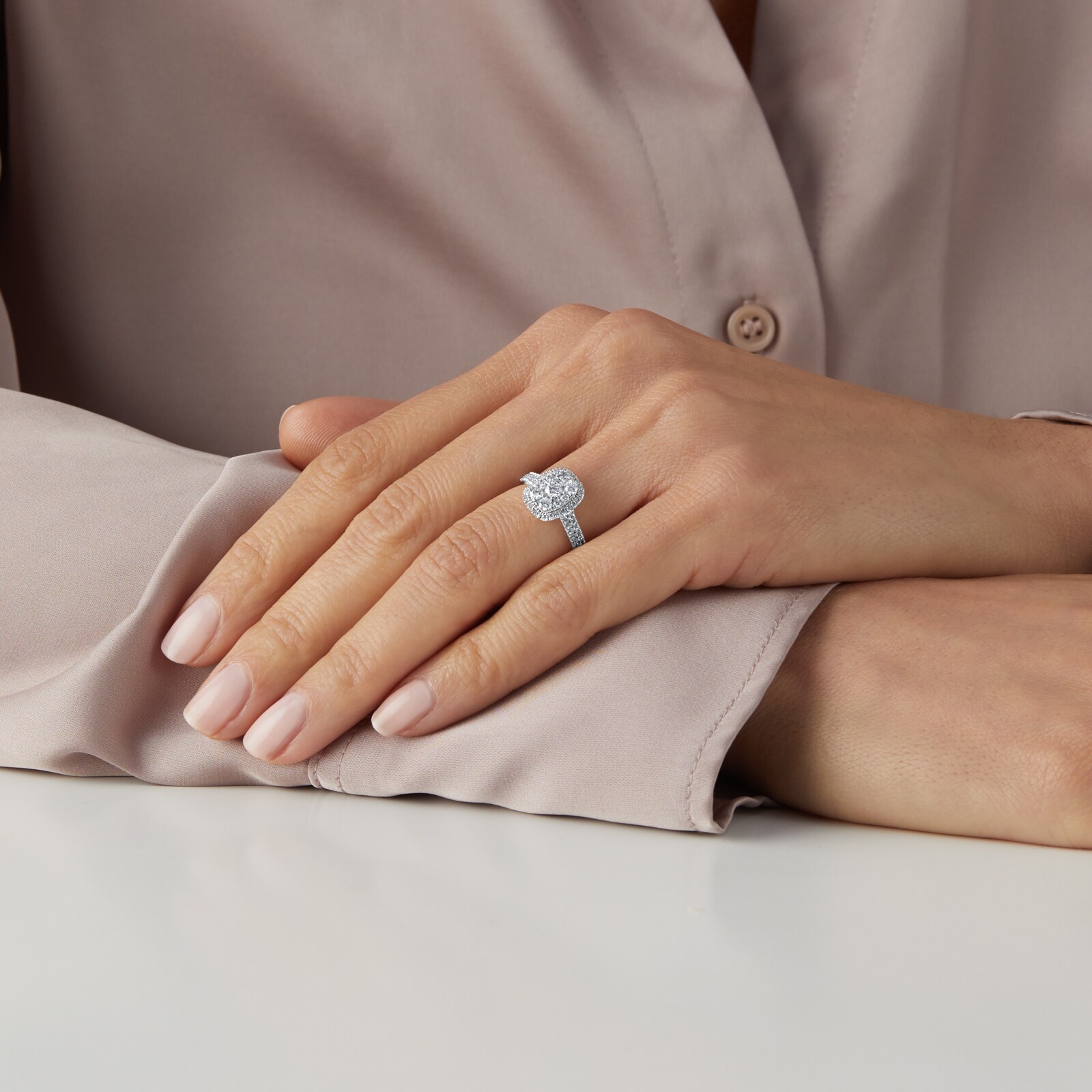 Goldsmiths 18ct White Gold Rectangle 0.75cttw Cluster Ring