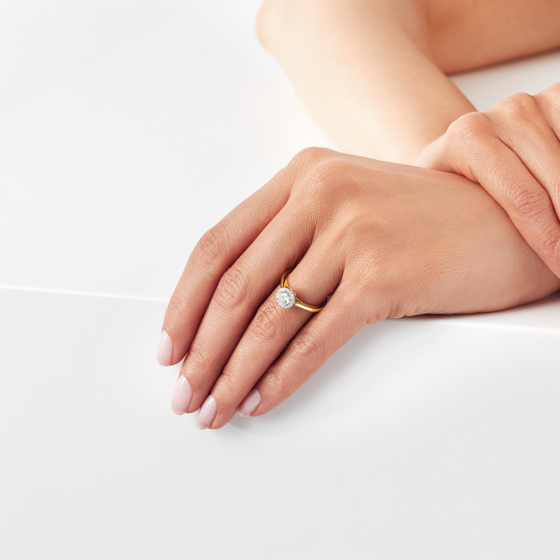 Goldsmiths 18ct Yellow Gold 0.50ct Goldsmiths Brightest Diamond Ring Goldsmiths 18ct Yellow Gold 0.50ct Goldsmiths Brightest Diamond Ring