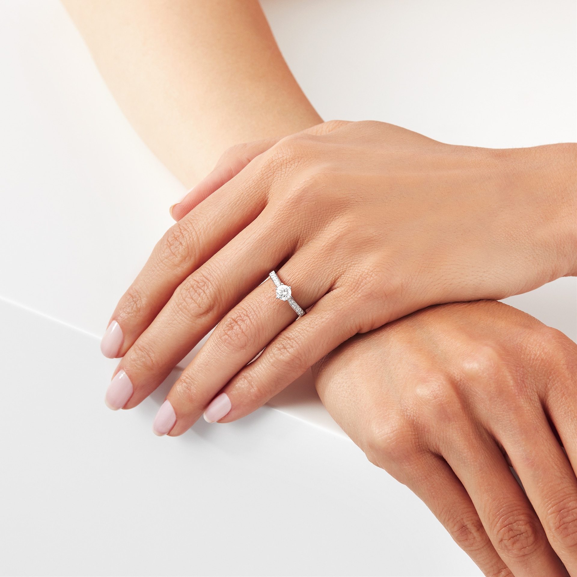 Goldsmiths Platinum Brilliant Cut 0.65cttw Solitaire Diamond Set Shoulder Ring