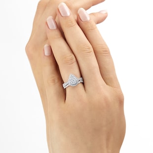 Best Luxury 
Platinum Halo Pear Diamond Bridal Set Ring