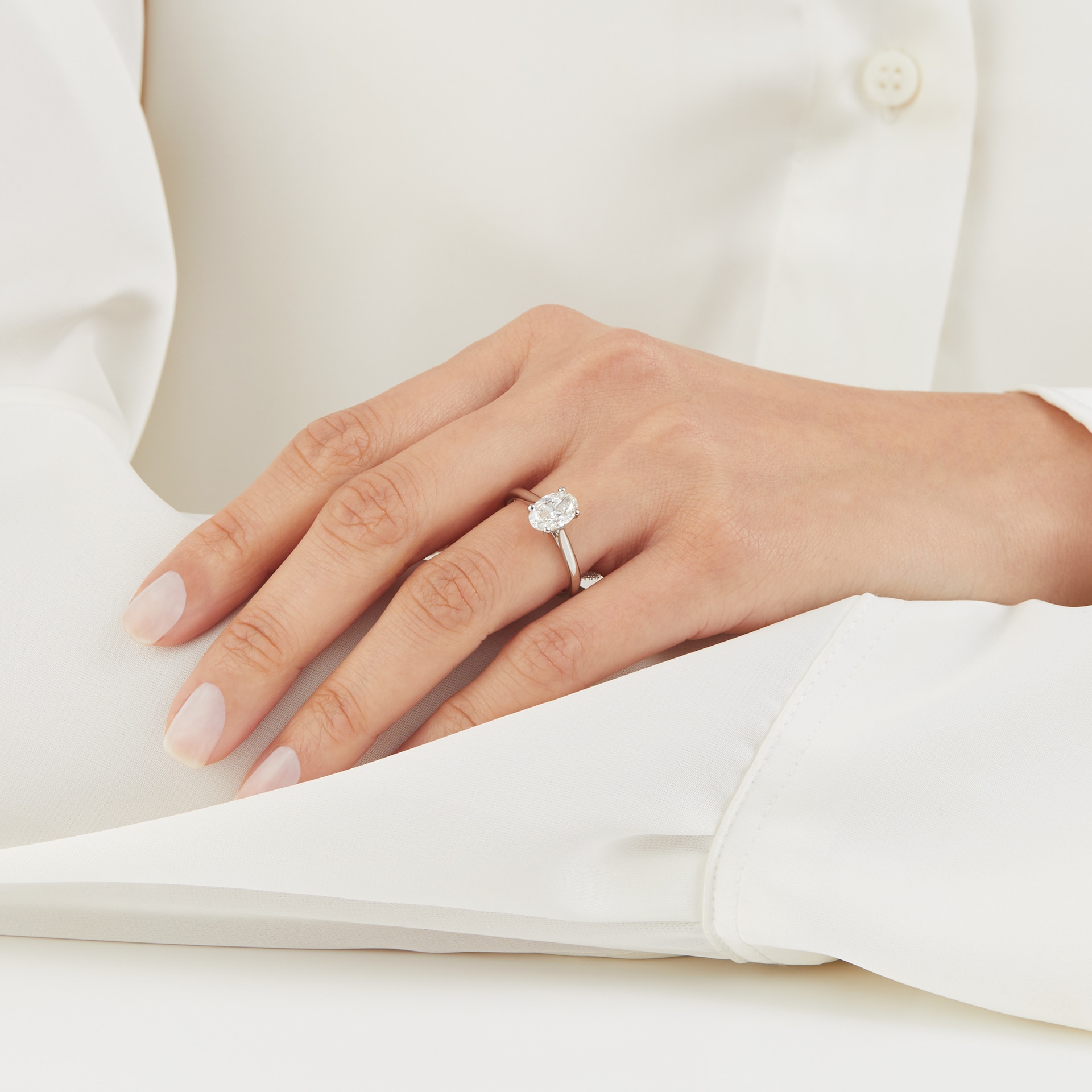 Goldsmiths 18ct White Gold 1.50cttw Oval Cut Diamond Ring