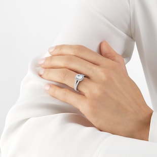 Mappin & Webb Amelia Platinum 1.50cttw Radiant Diamond Halo Ring