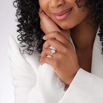 Best Luxury 
18ct Yellow and White Gold 1.00cttw Oval Cut Diamond Halo Engagement Ring