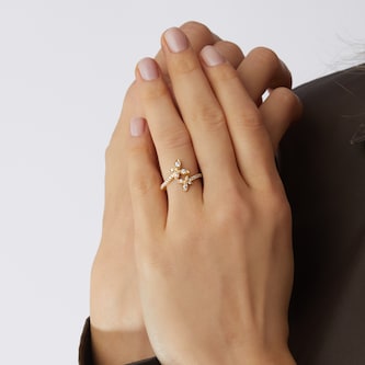 Goldsmiths 9ct Yellow Gold 0.33ct Diamond Butterfly Ring Goldsmiths 9ct Yellow Gold 0.33ct Diamond Butterfly Ring