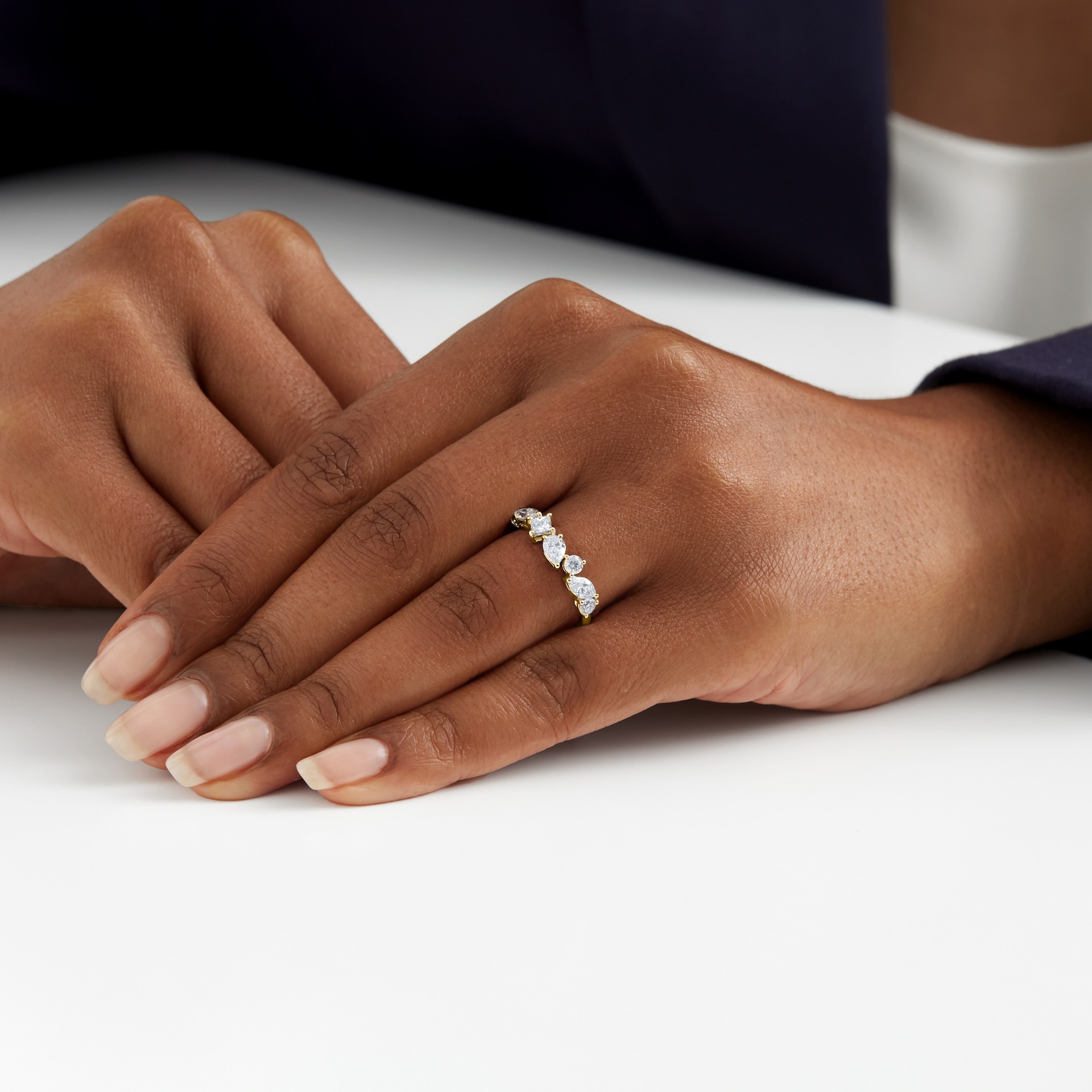 Mappin & Webb Riveret 18ct Yellow Gold 1.00cttw Mixed Cut Diamond Ring Mappin & Webb Riveret 18ct Yellow Gold 1.00cttw Mixed Cut Diamond Ring