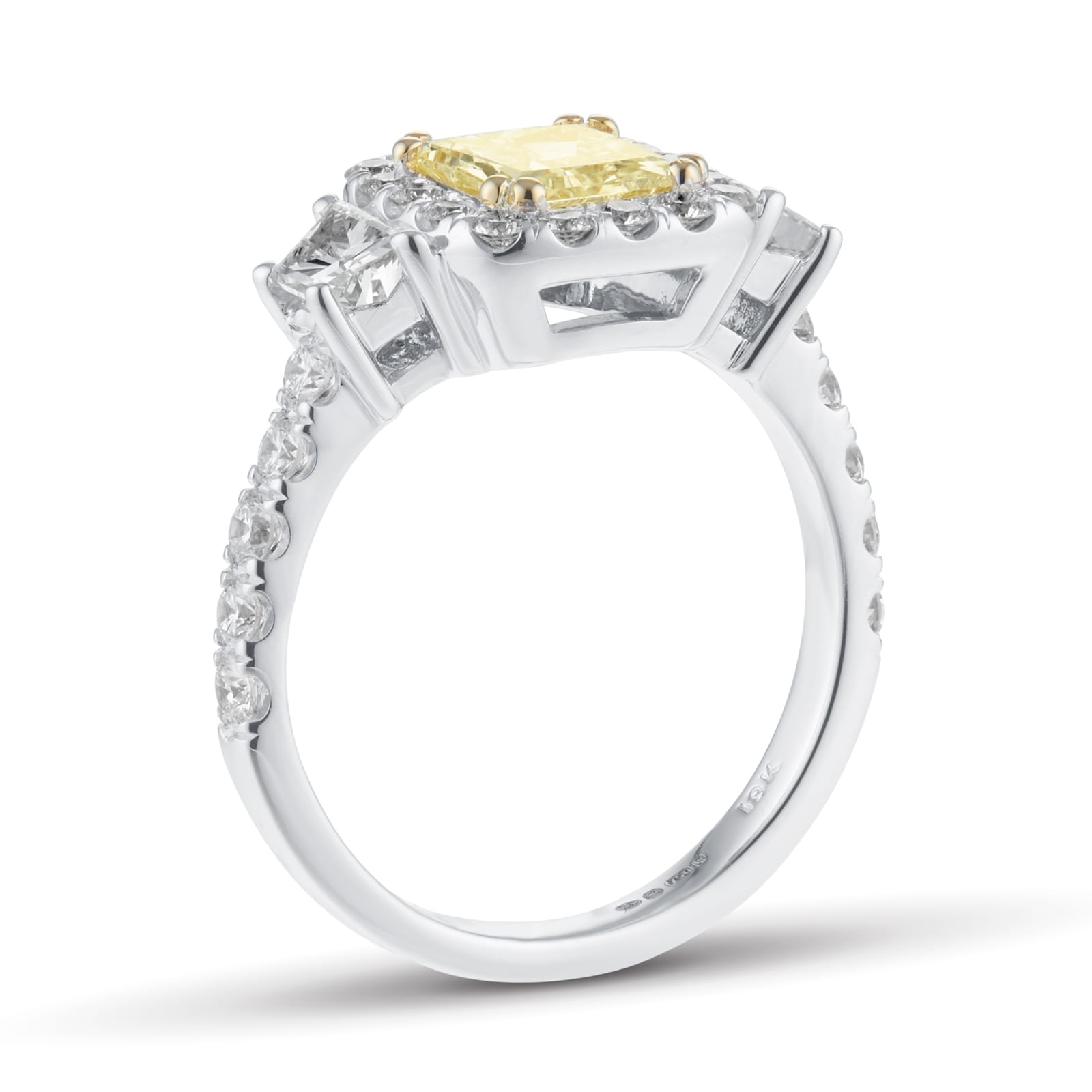 Mappin & Webb 18ct White Gold 2.26cttw GIA Diamond Ring