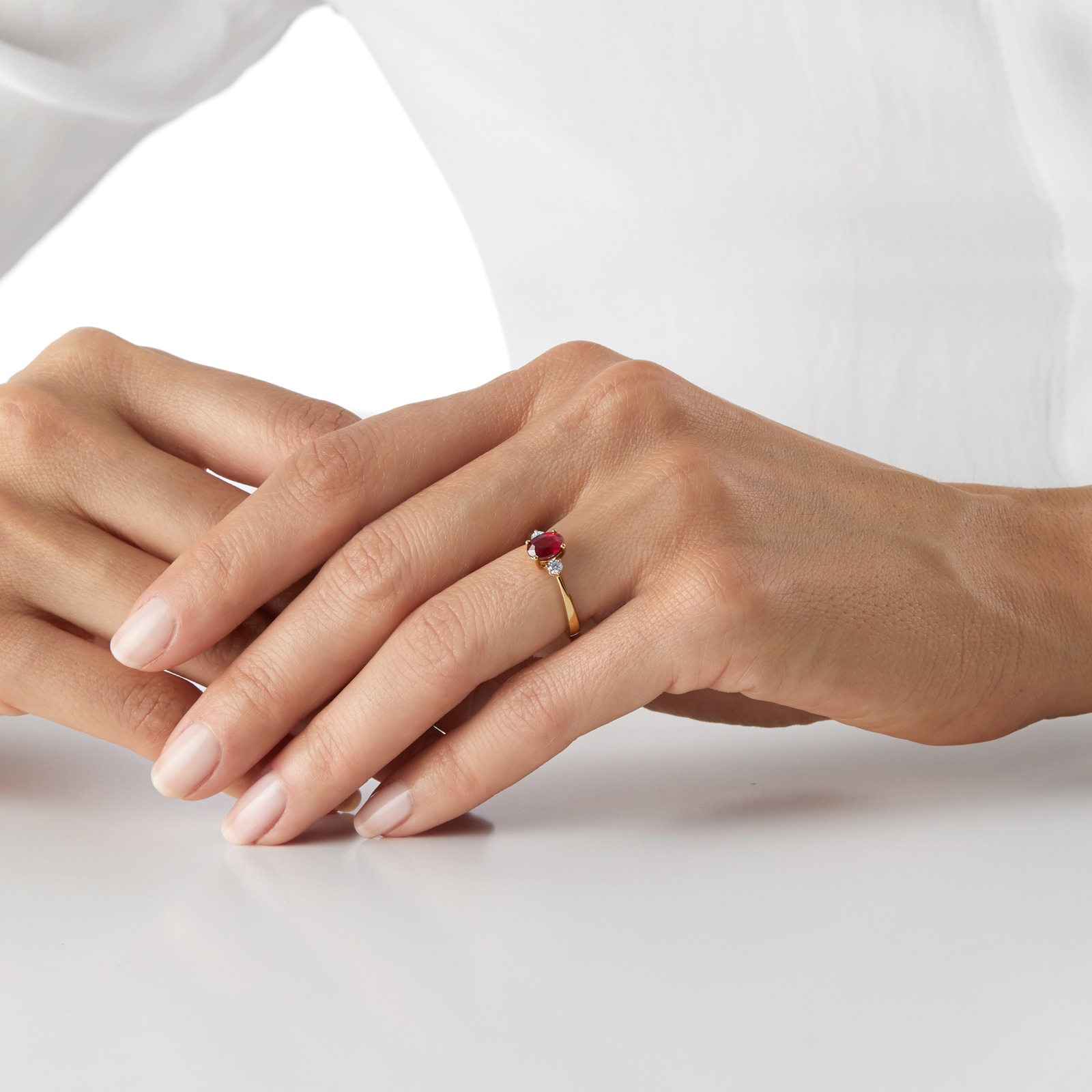 Mappin & Webb 18ct Yellow Gold 1.00ct Oval Cut Ruby & 0.15cttw Diamond Engagement Ring Mappin & Webb 18ct Yellow Gold 1.00ct Oval Cut Ruby & 0.15cttw Diamond Engagement Ring