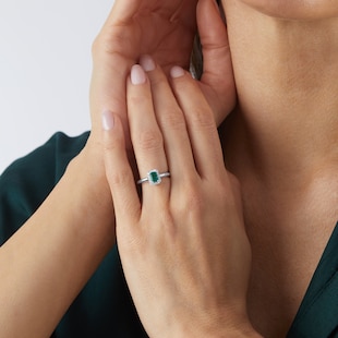 Mappin & Webb Amelia Platinum 0.40ct Emerald 0.14cttw Diamond Halo Engagement Ring