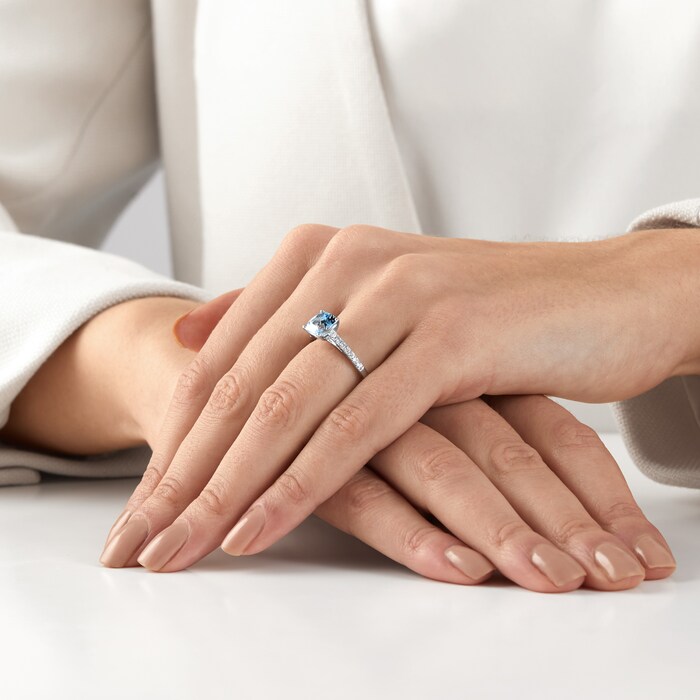 Mappin & Webb Renee 18ct White Gold Aquamarine & 0.20cttw Diamond Ring
