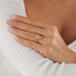 Goldsmiths 18ct Yellow Gold Morganite and 0.10cttw Diamond Ring