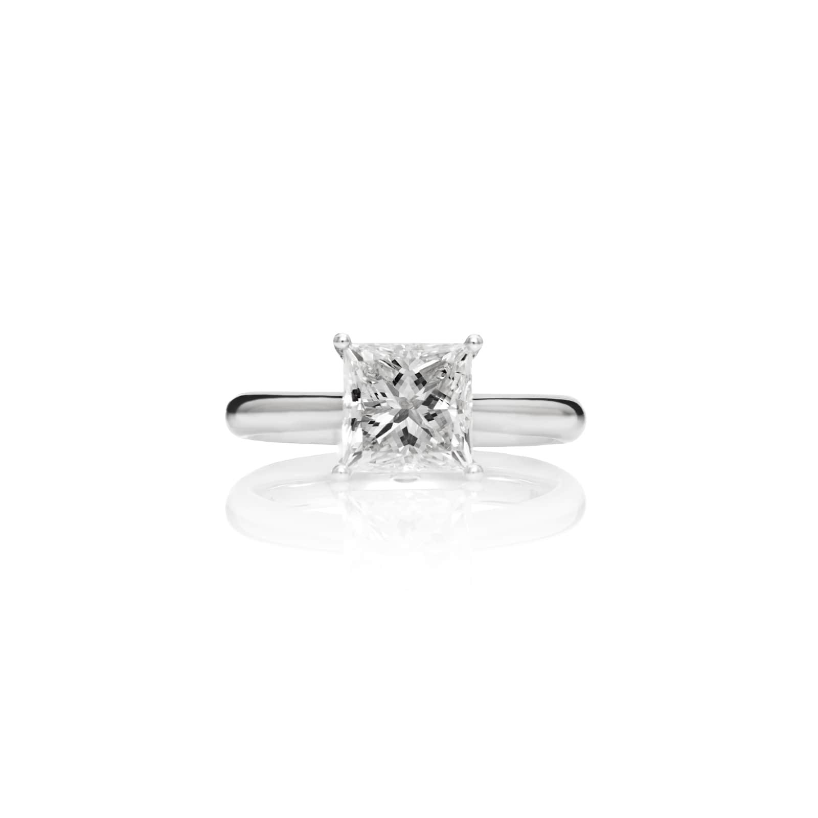 Mayors Platinum 2.50ct Princess Cut Engagement Ring (H/SI1)