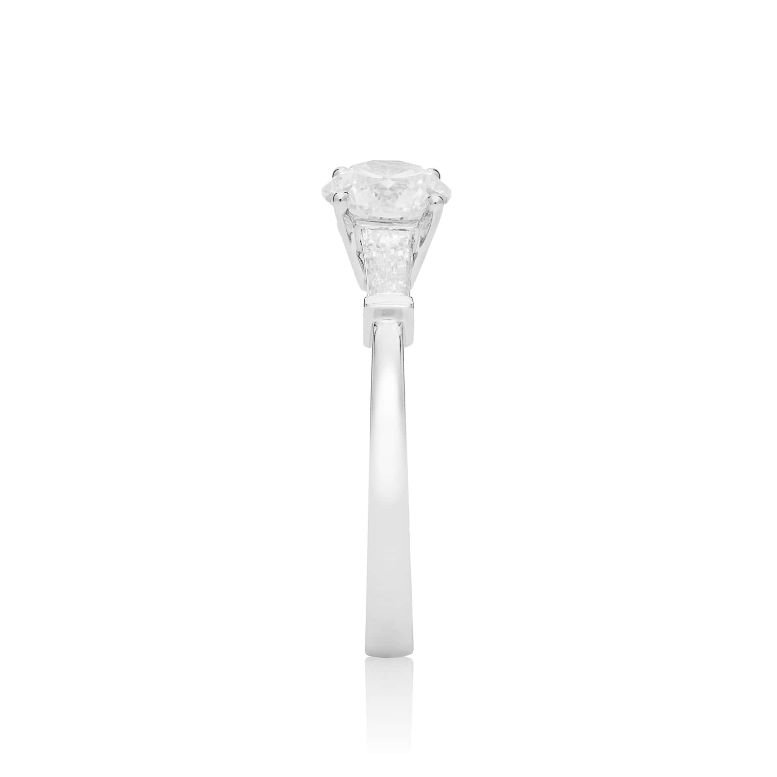 Mayors Platinum 1.63cttw Round 3 Stone Engagement Ring (F/SI1)