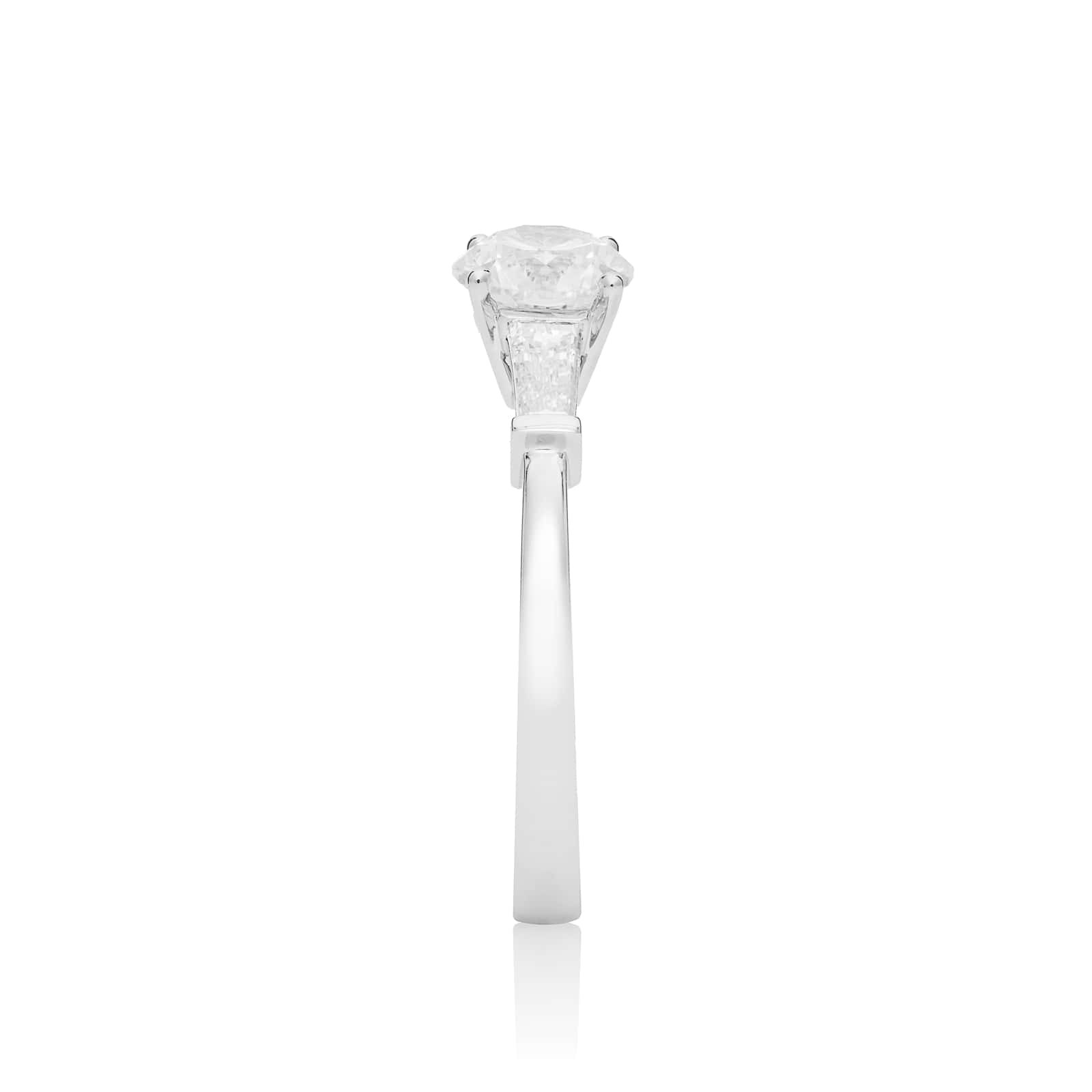 Mayors Platinum 1.63cttw Round 3 Stone Engagement Ring (H/SI1)