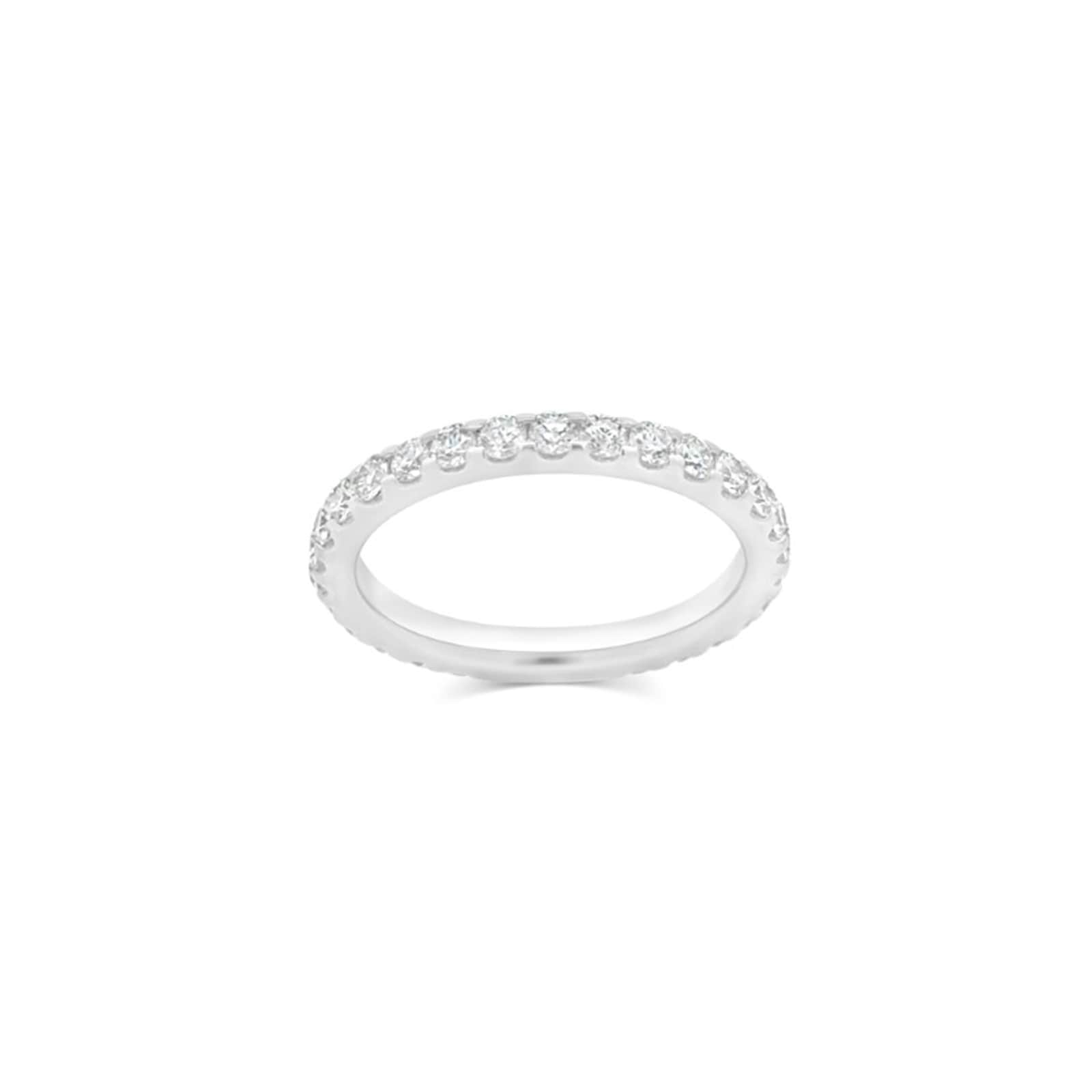 Platinum 1.00cttw Diamond 30 Stone Full Eternity Ring