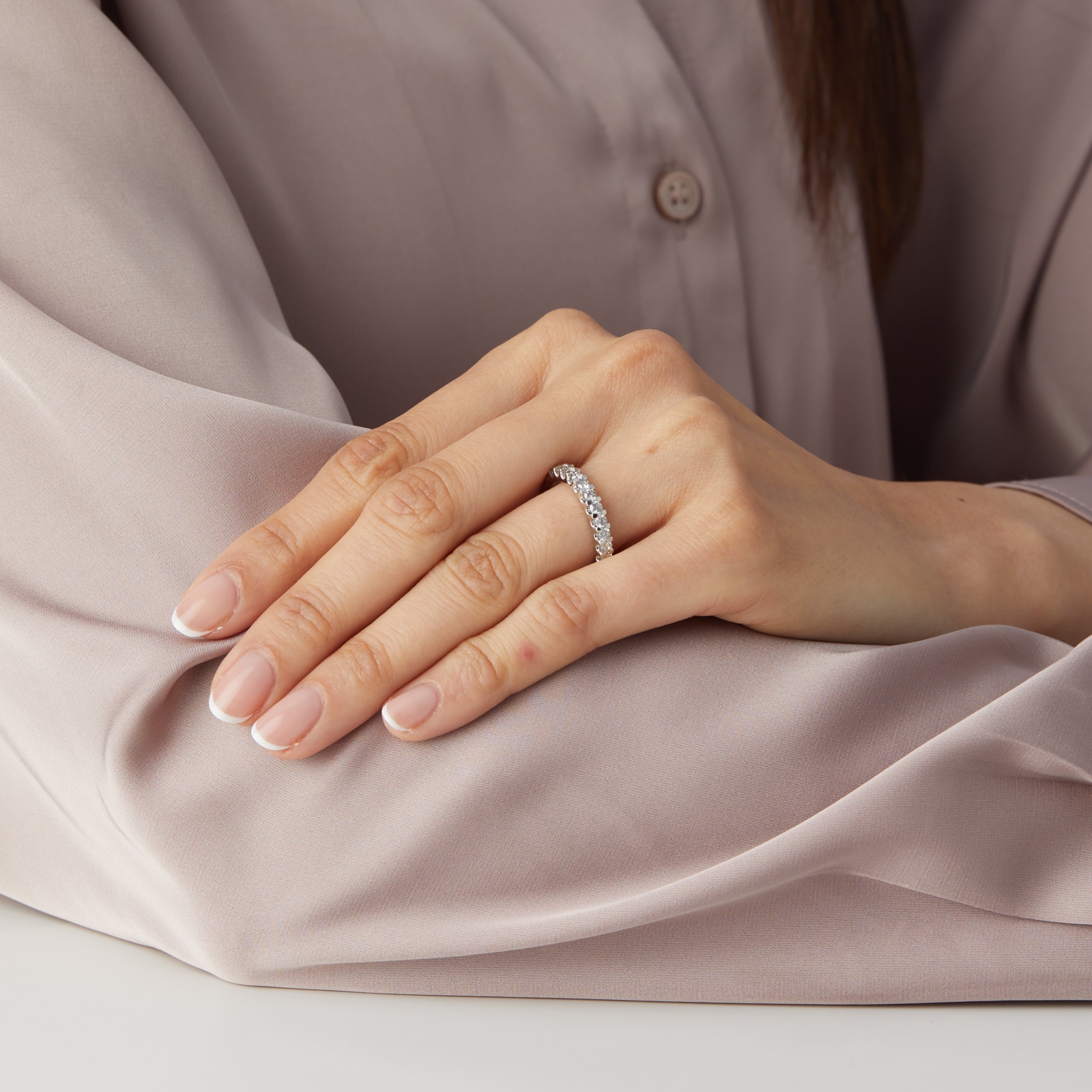 Goldsmiths 9ct White Gold Claw Set 0.66cttw Graduated Ring