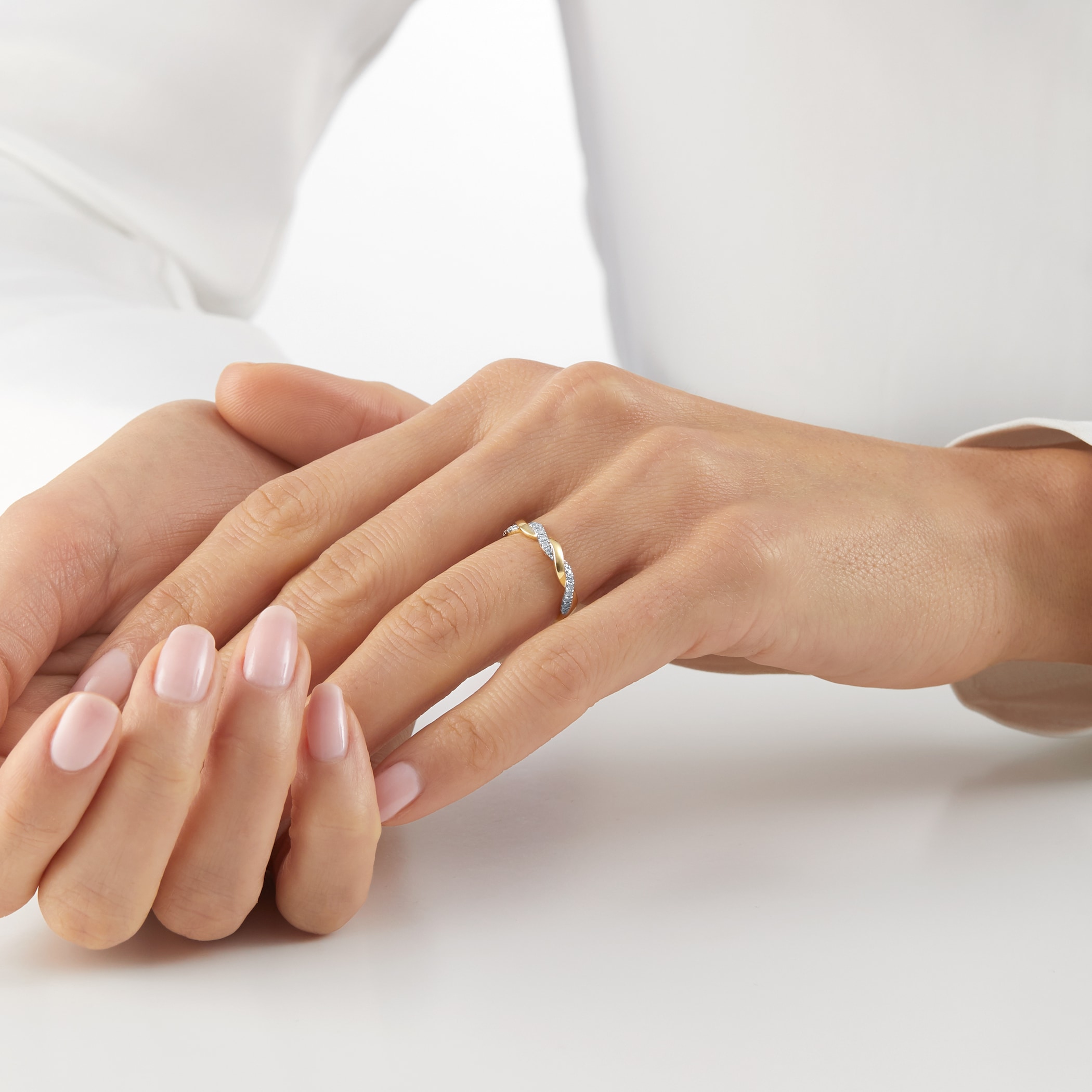 Goldsmiths 9ct Yellow Gold 0.10ct Twist Style Diamond Ring Goldsmiths 9ct Yellow Gold 0.10ct Twist Style Diamond Ring