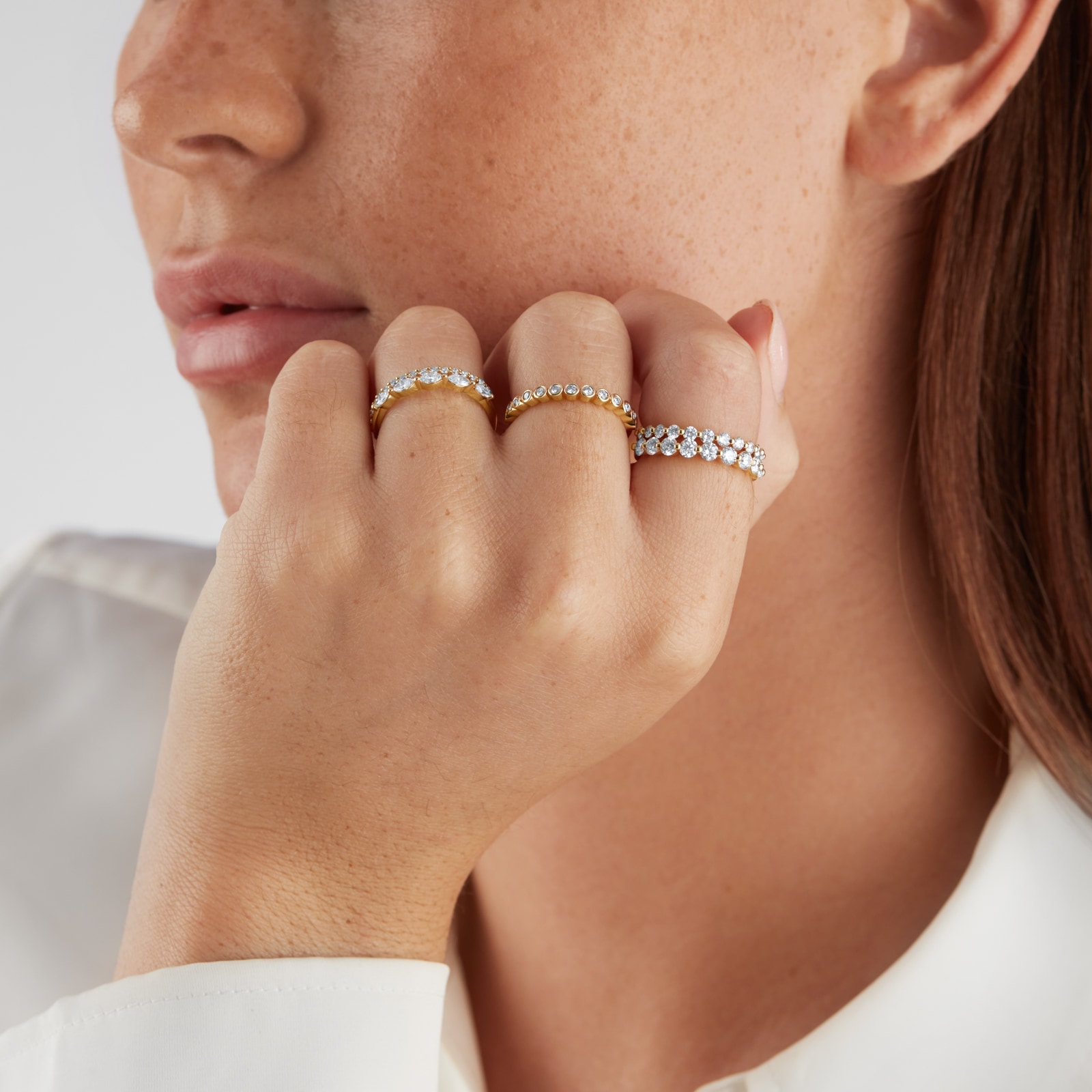 Goldsmiths 18ct Yellow Gold 1.00cttw Claw Stacker Ring Eternity Ring - Ring Size N Goldsmiths 18ct Yellow Gold 1.00cttw Claw Stacker Ring Eternity Ring - Ring Size N