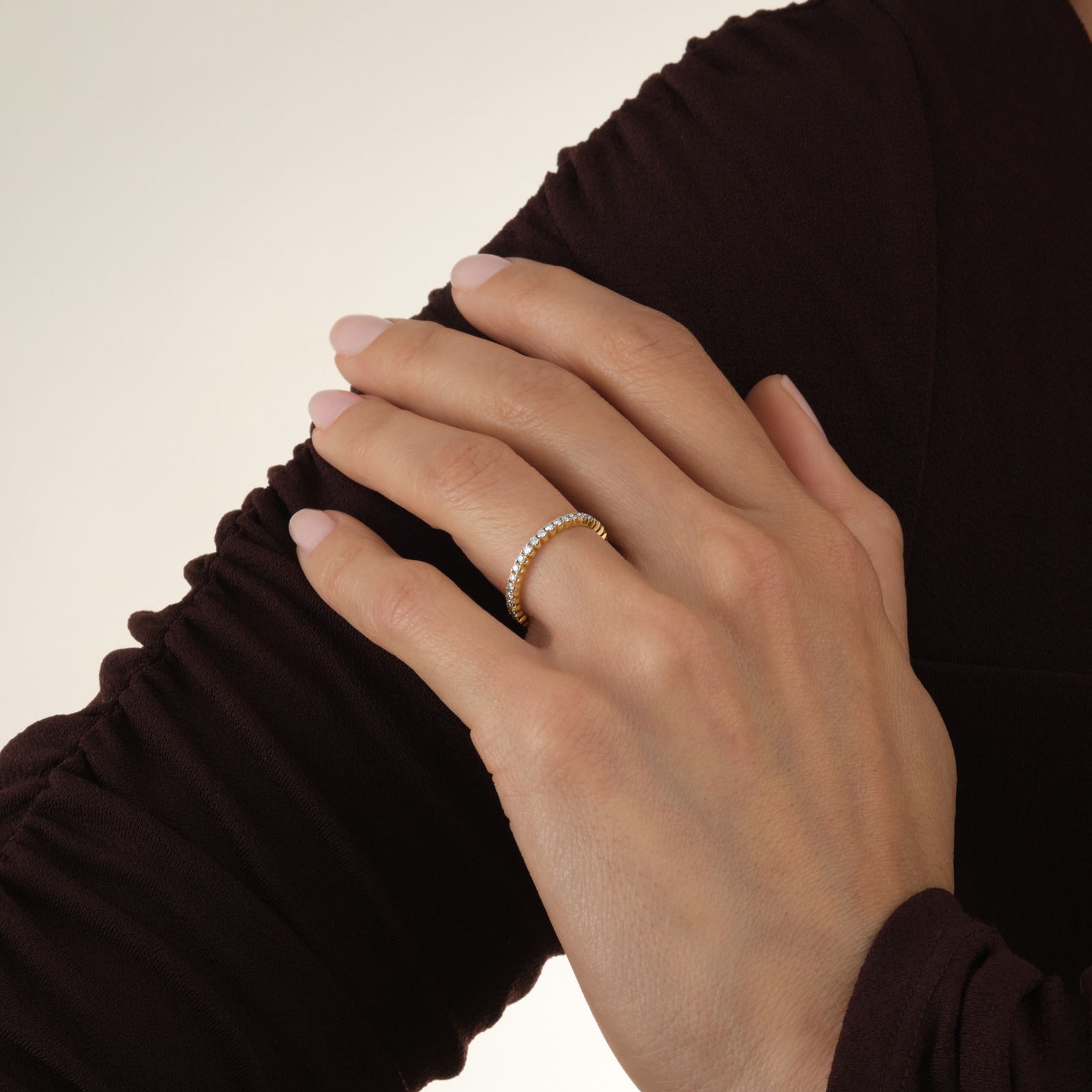 Goldsmiths 18ct Yellow Gold 0.50cttw Brilliant Cut Diamond Full Eternity Ring Goldsmiths 18ct Yellow Gold 0.50cttw Brilliant Cut Diamond Full Eternity Ring