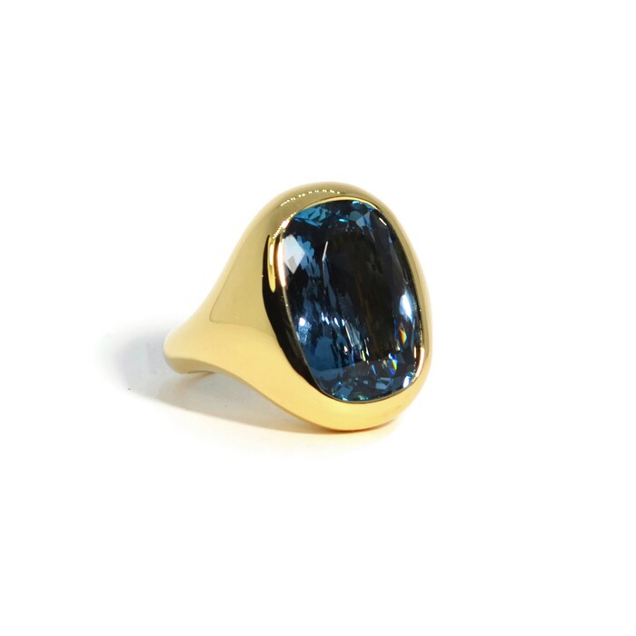 Betteridge 18k Yellow Gold Essential London Blue Topaz Cocktail Ring