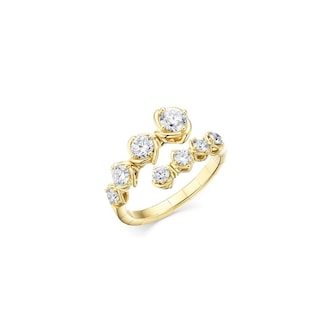WOS 18K Yellow Gold Round Brilliant Cut Diamond Ring -Size 7 WOS 18K Yellow Gold Round Brilliant Cut Diamond Ring -Size 7
