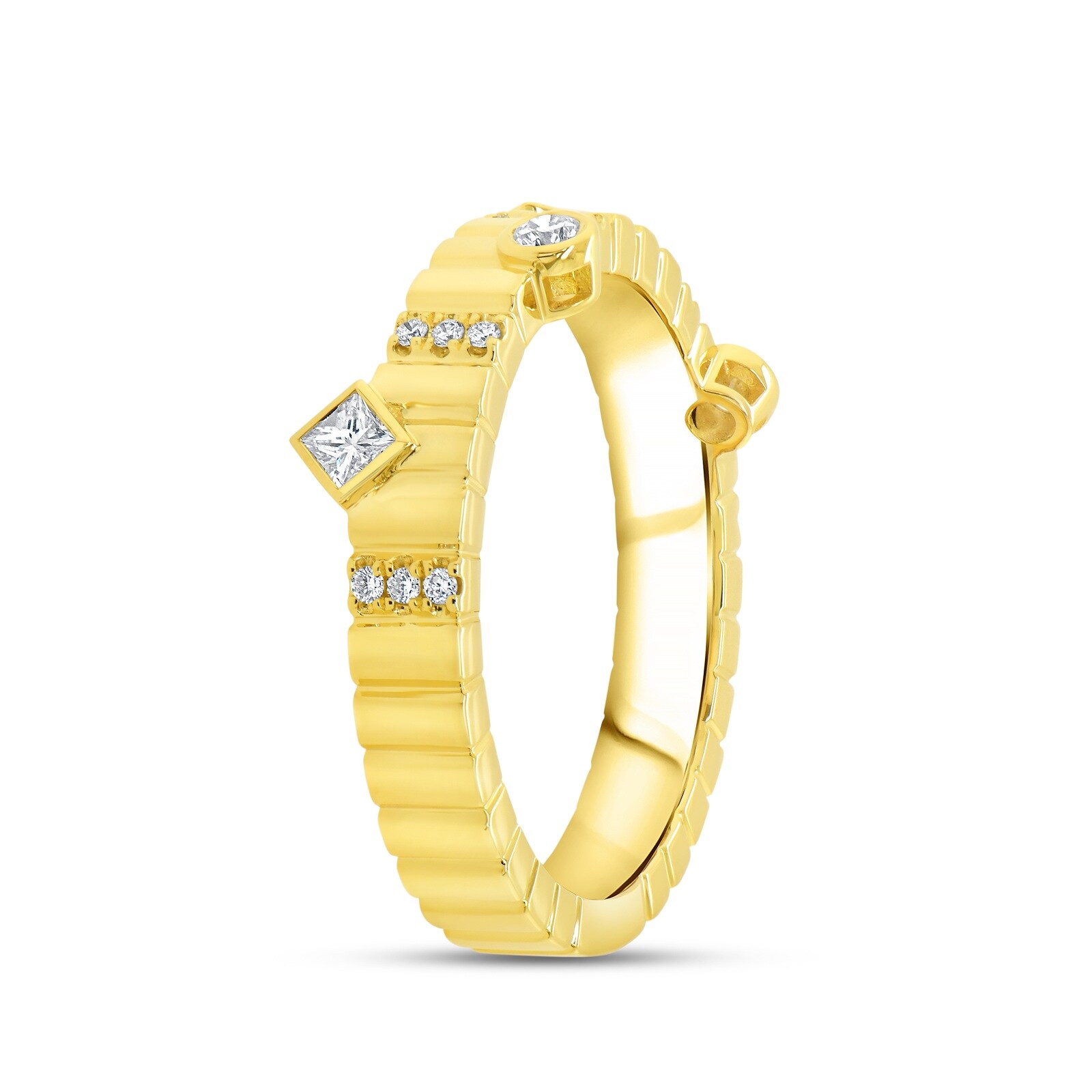 18K Yellow Gold 0.08ctw Pear Cut Diamond Ring - Ring Size 6.5
