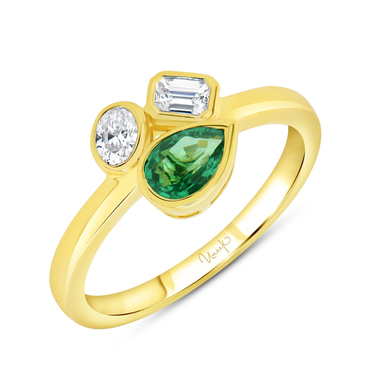 18K Yellow Gold 0.29cttw Diamond & 0.31cttw Emerald Ring