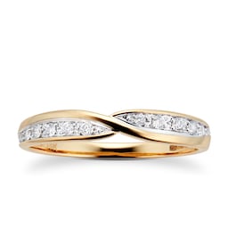 08210564 - Ladies 0.09 Total Carat Weight Diamond Set Kiss Wedding Ring In 18 Carat Yellow Gold