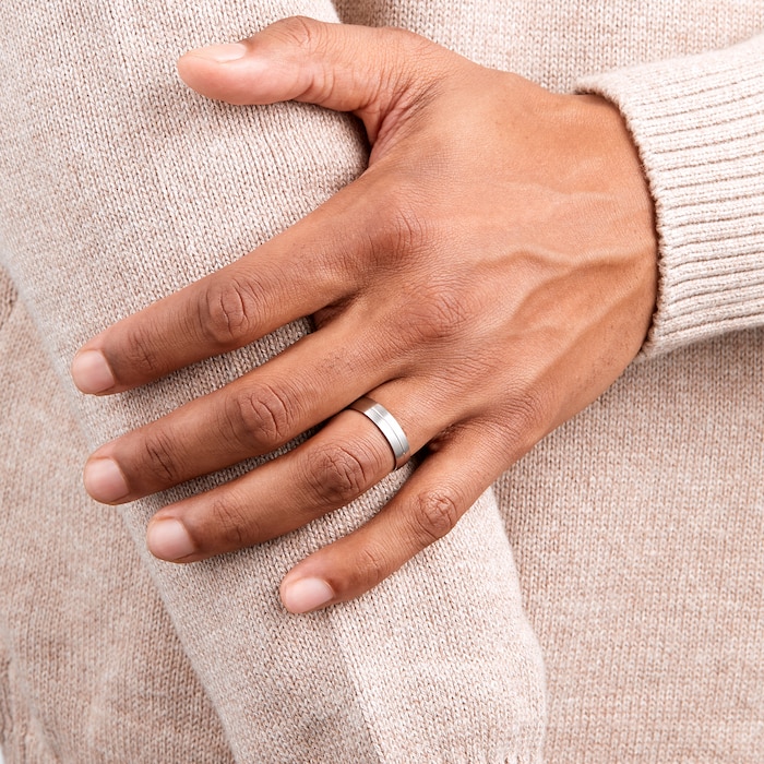 Mappin & Webb Platinum 5mm Brushed & Polished Centre Wedding Ring