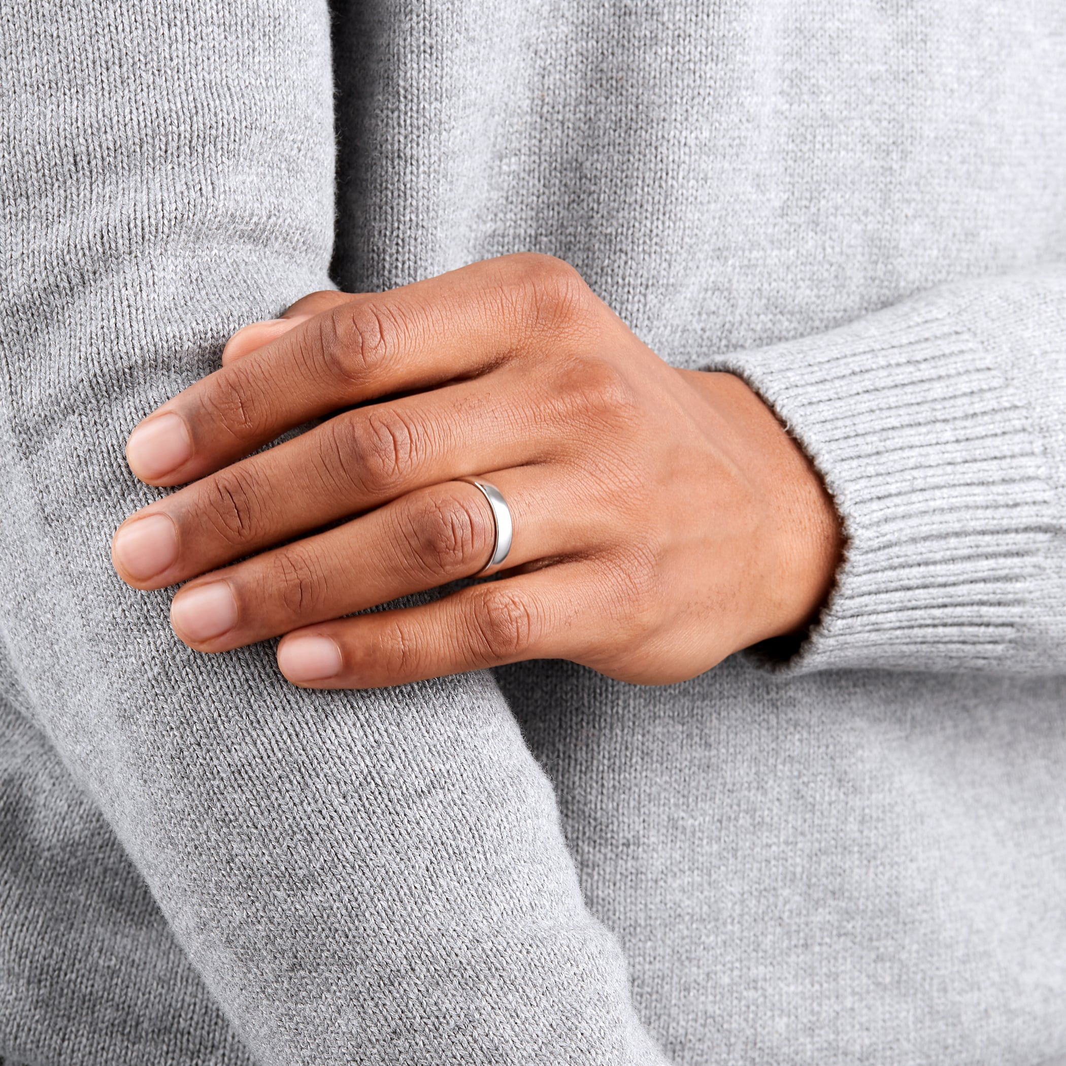 Goldsmiths 4mm Slight Court Standard  Wedding Ring In Platinum
