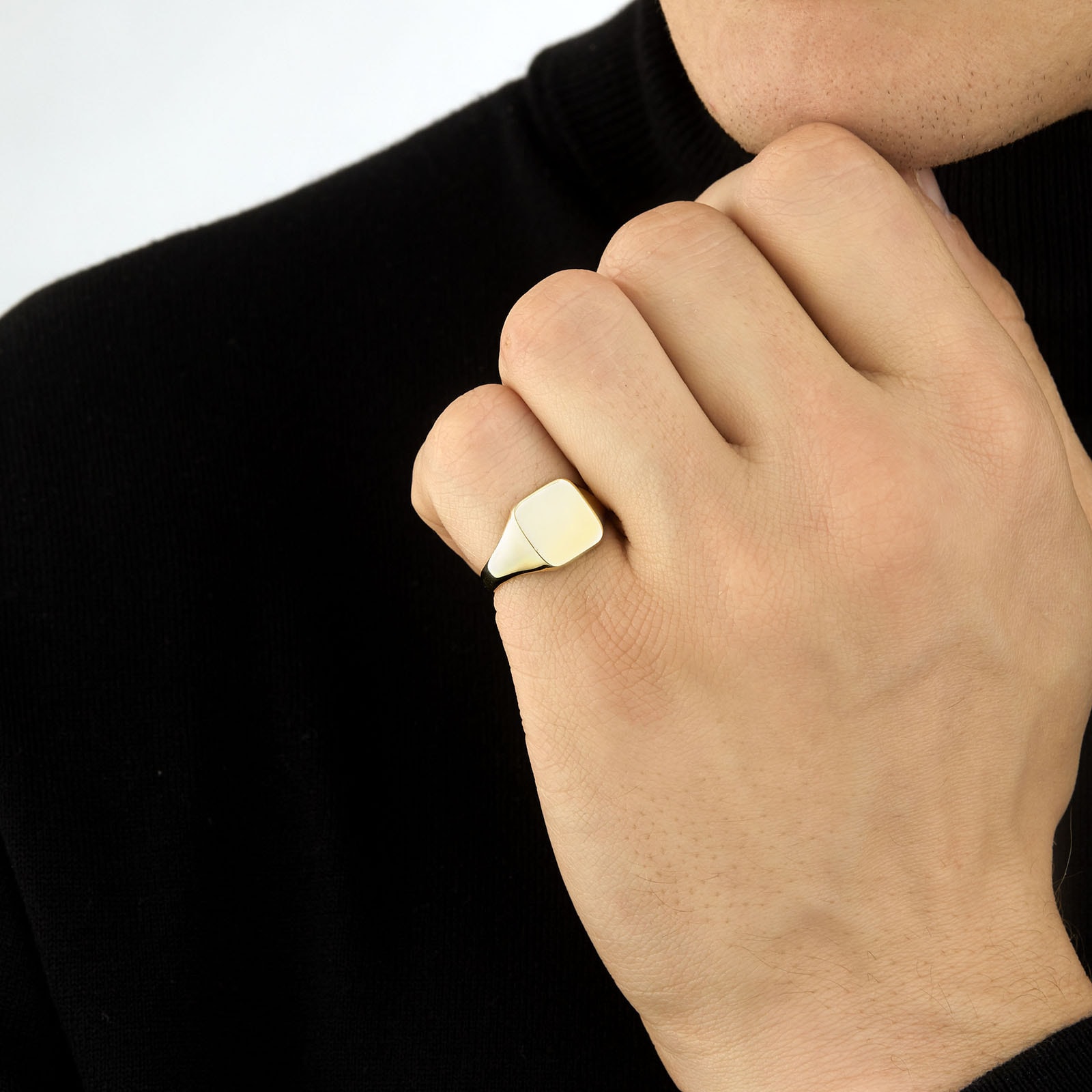 Goldsmiths 9ct Yellow Gold Large Cushion Signet Ring