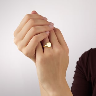 Mappin & Webb 18ct Yellow Gold 11x10 Cushion Signet Ring