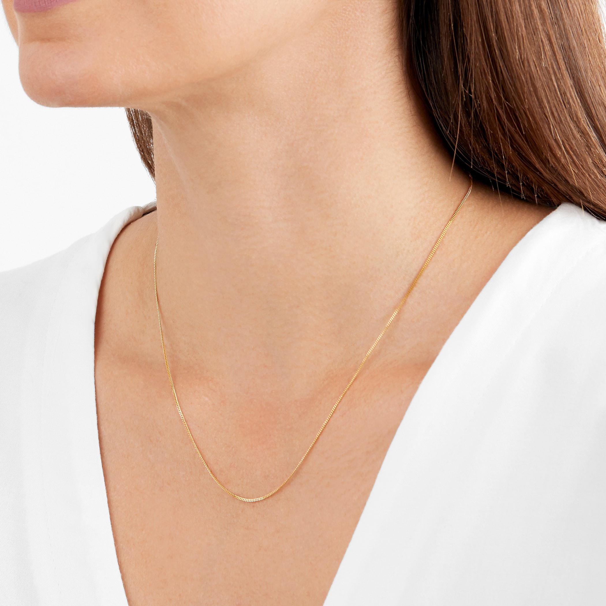 Goldsmiths 9ct Yellow Gold 1mm 16/18" Curb Chain Goldsmiths 9ct Yellow Gold 1mm 16/18" Curb Chain