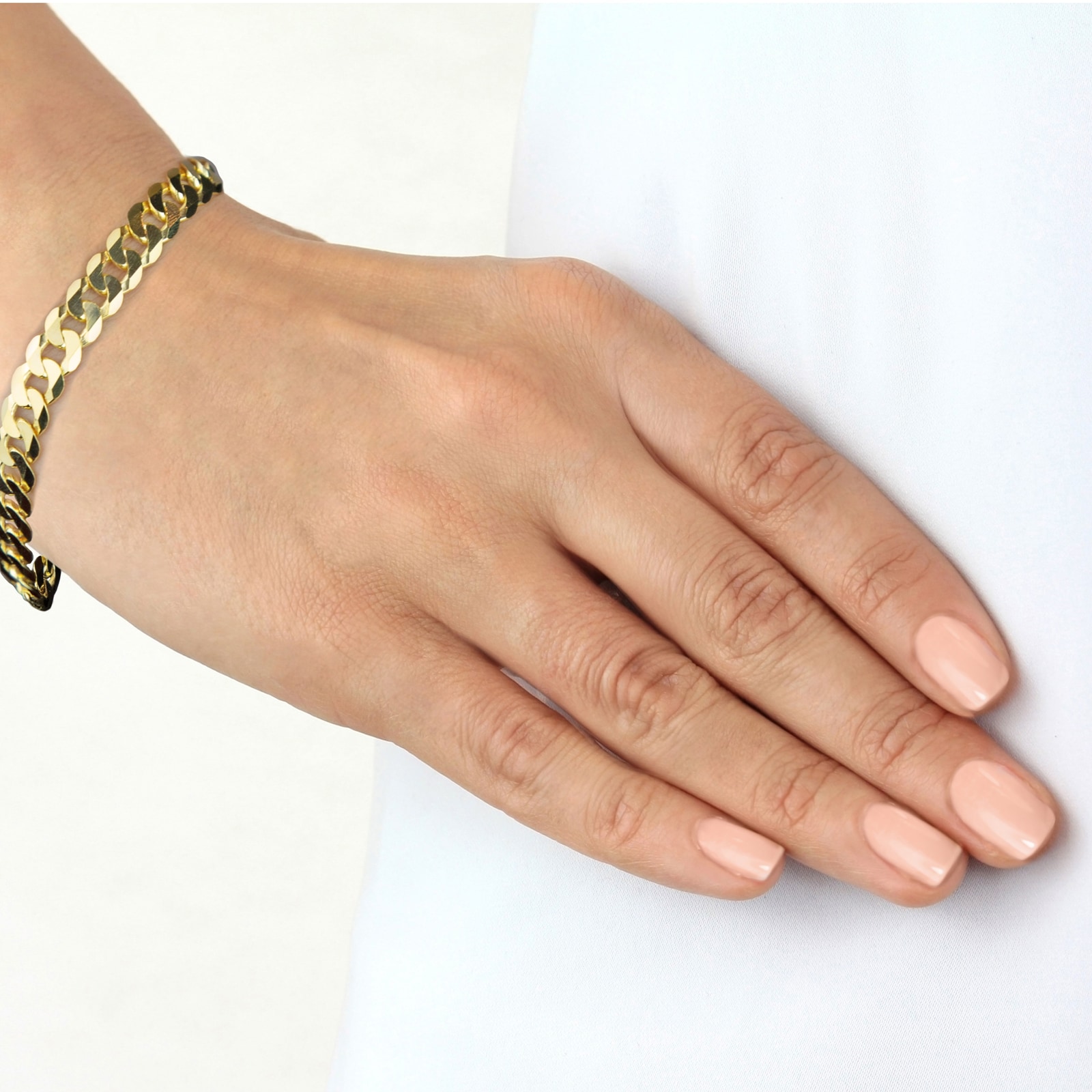 Best Luxury 
9ct Yellow Gold 7mm 20cm Curb Chain Bracelet