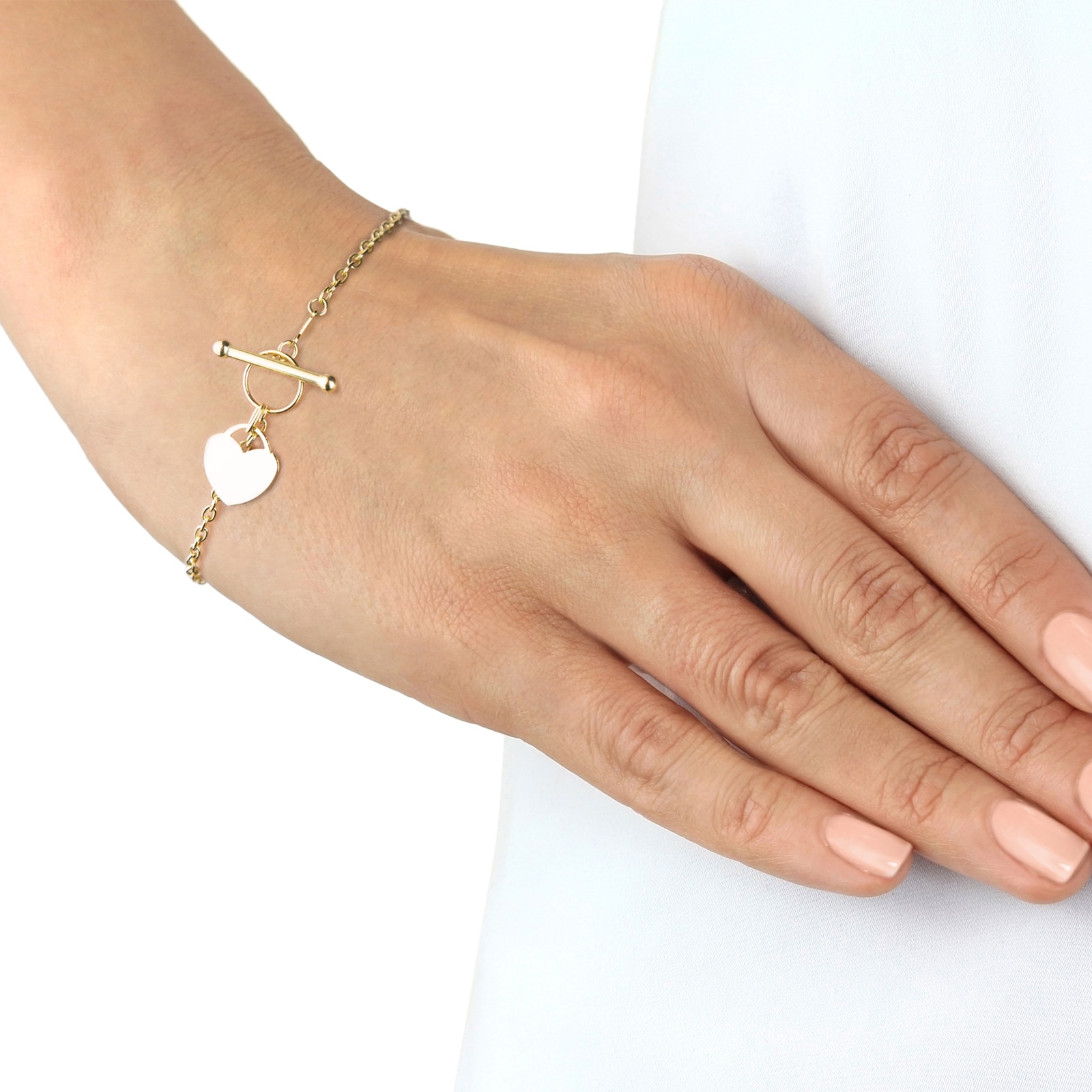 Goldsmiths 9ct Yellow Gold Heart T-Bar Bracelet Goldsmiths 9ct Yellow Gold Heart T-Bar Bracelet