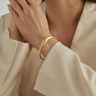 Goldsmiths 9ct Yellow Gold Loop Knot Bangle Goldsmiths 9ct Yellow Gold Loop Knot Bangle