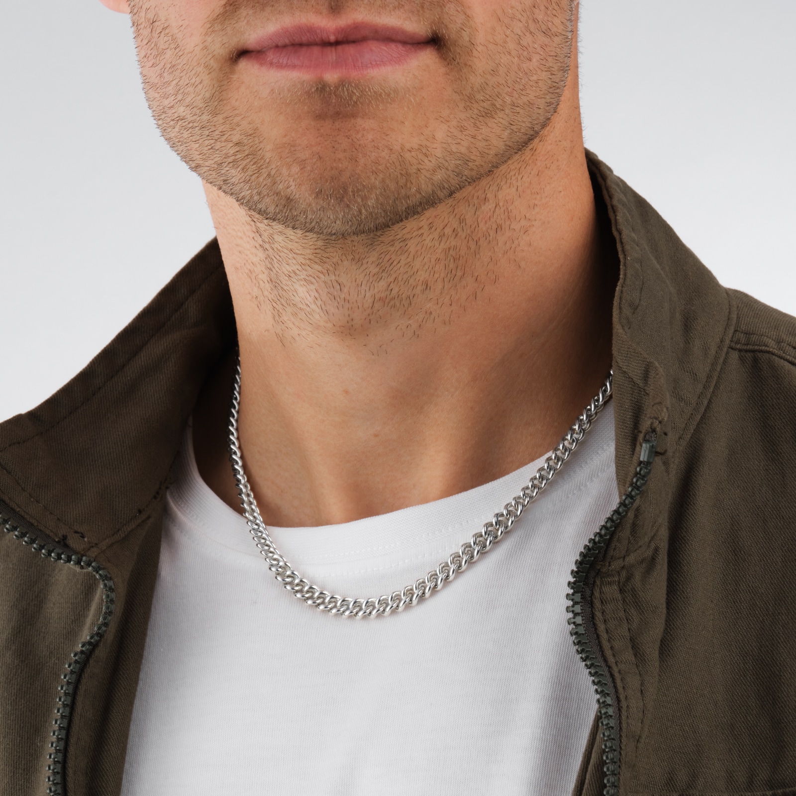 Goldsmiths Sterling Silver Graduated Curb Chain Goldsmiths Sterling Silver Graduated Curb Chain