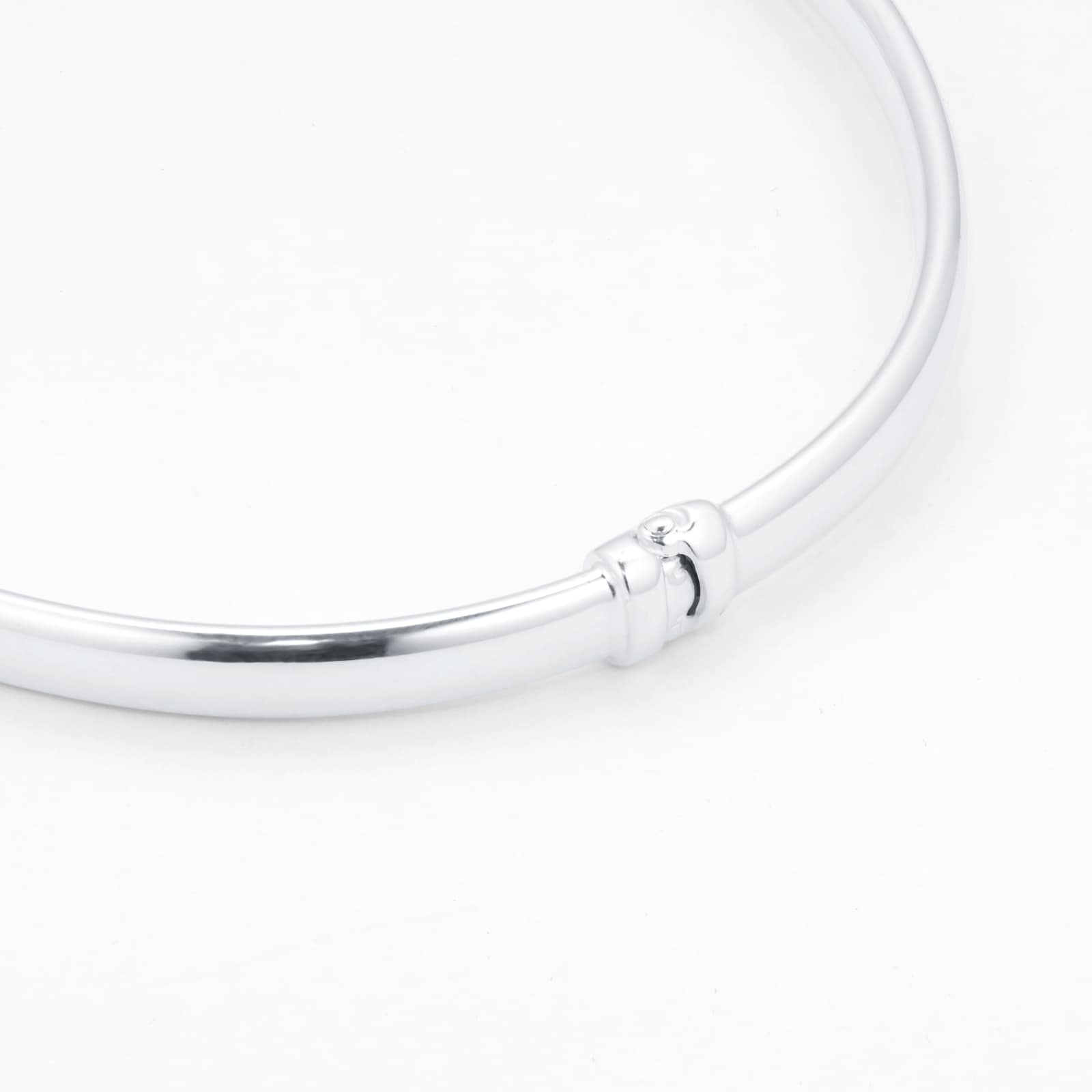 Goldsmiths Silver Plain Bangle Goldsmiths Silver Plain Bangle