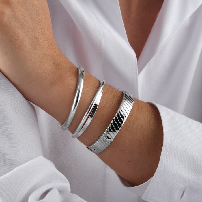 Goldsmiths Sterling Silver Solid Hinged Bangle