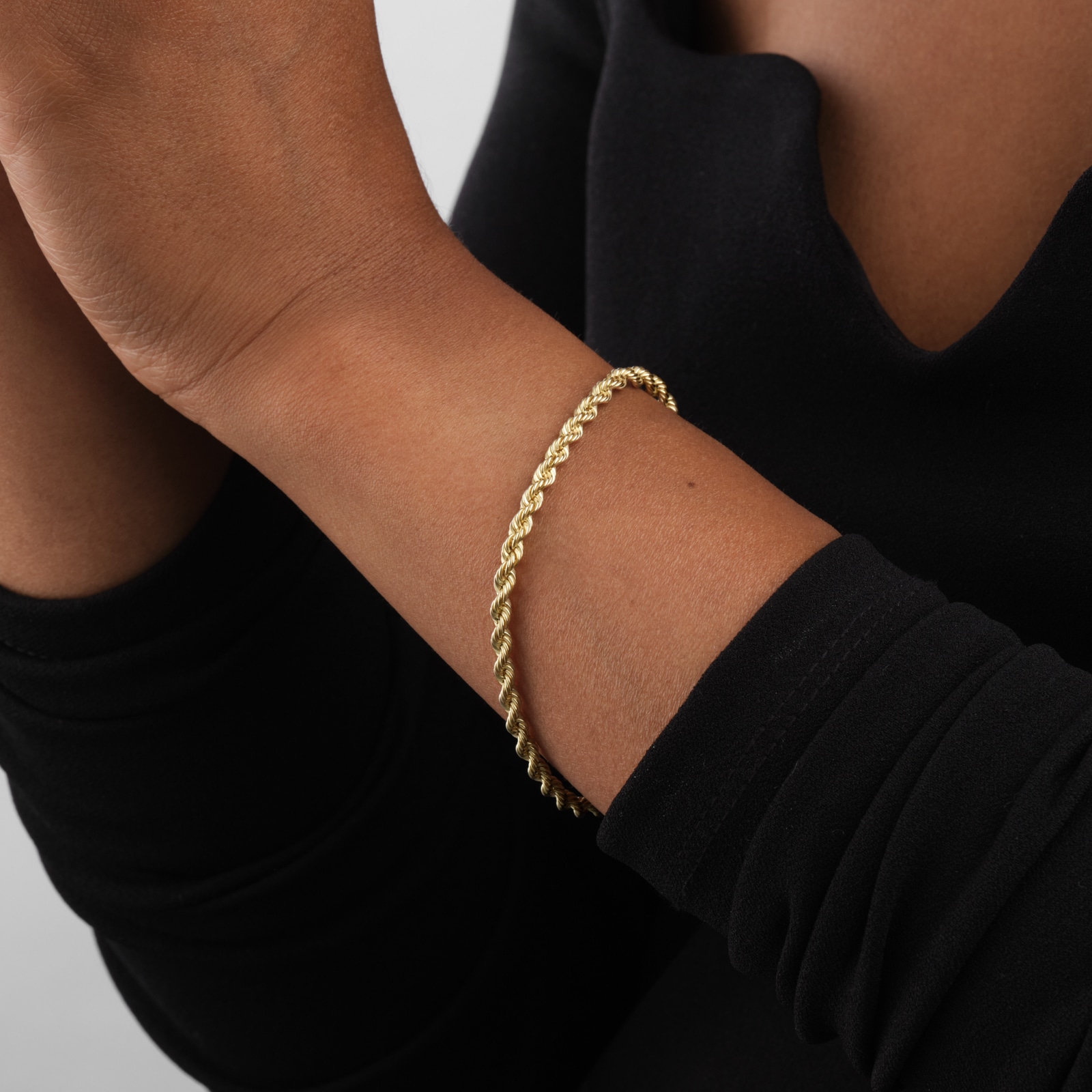 Mappin & Webb 18ct Yellow Gold 7.5 Inch Hollow Rope Bracelet Mappin & Webb 18ct Yellow Gold 7.5 Inch Hollow Rope Bracelet
