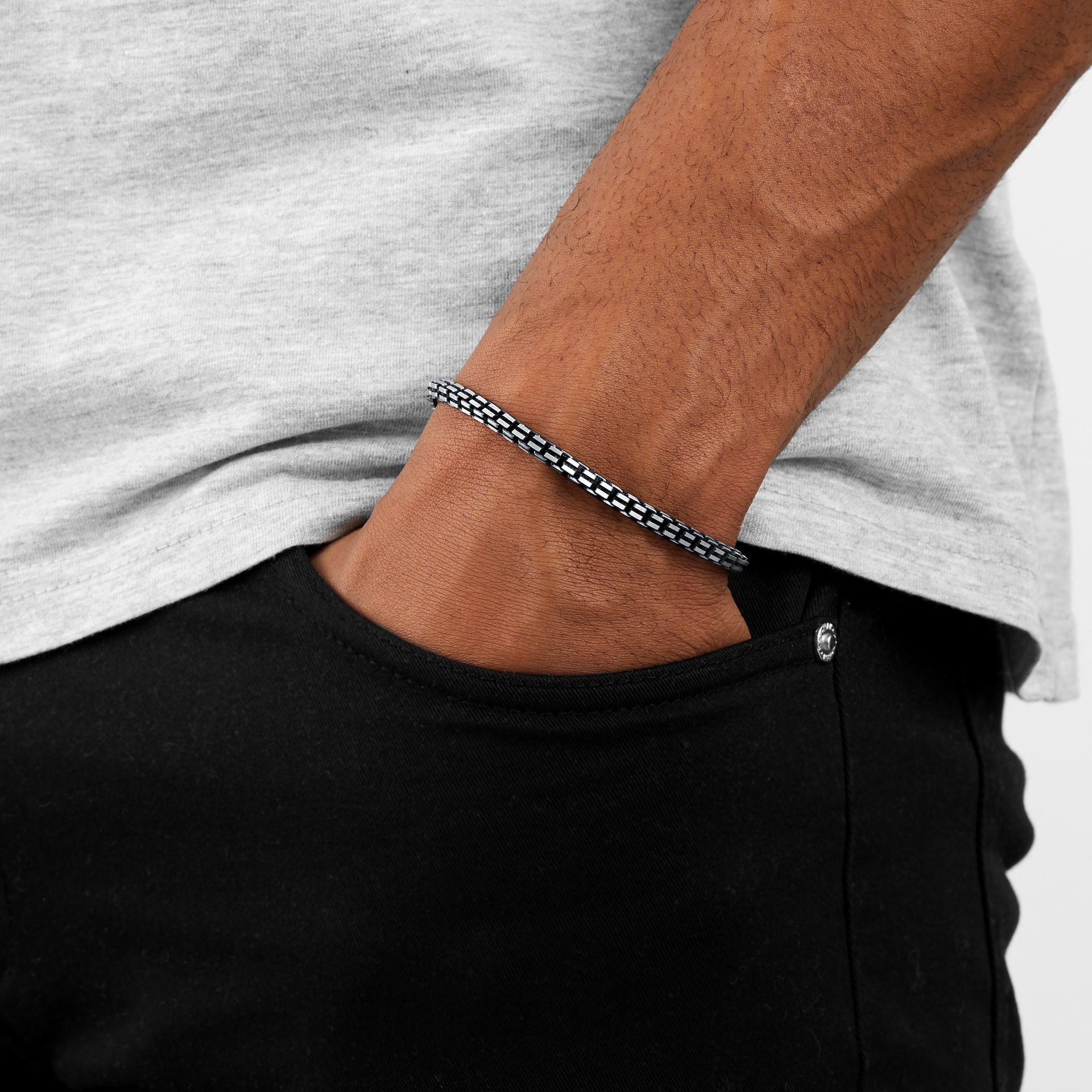 Goldsmiths Sterling Silver Mens 8 Inch Oxidised Box Bracelet