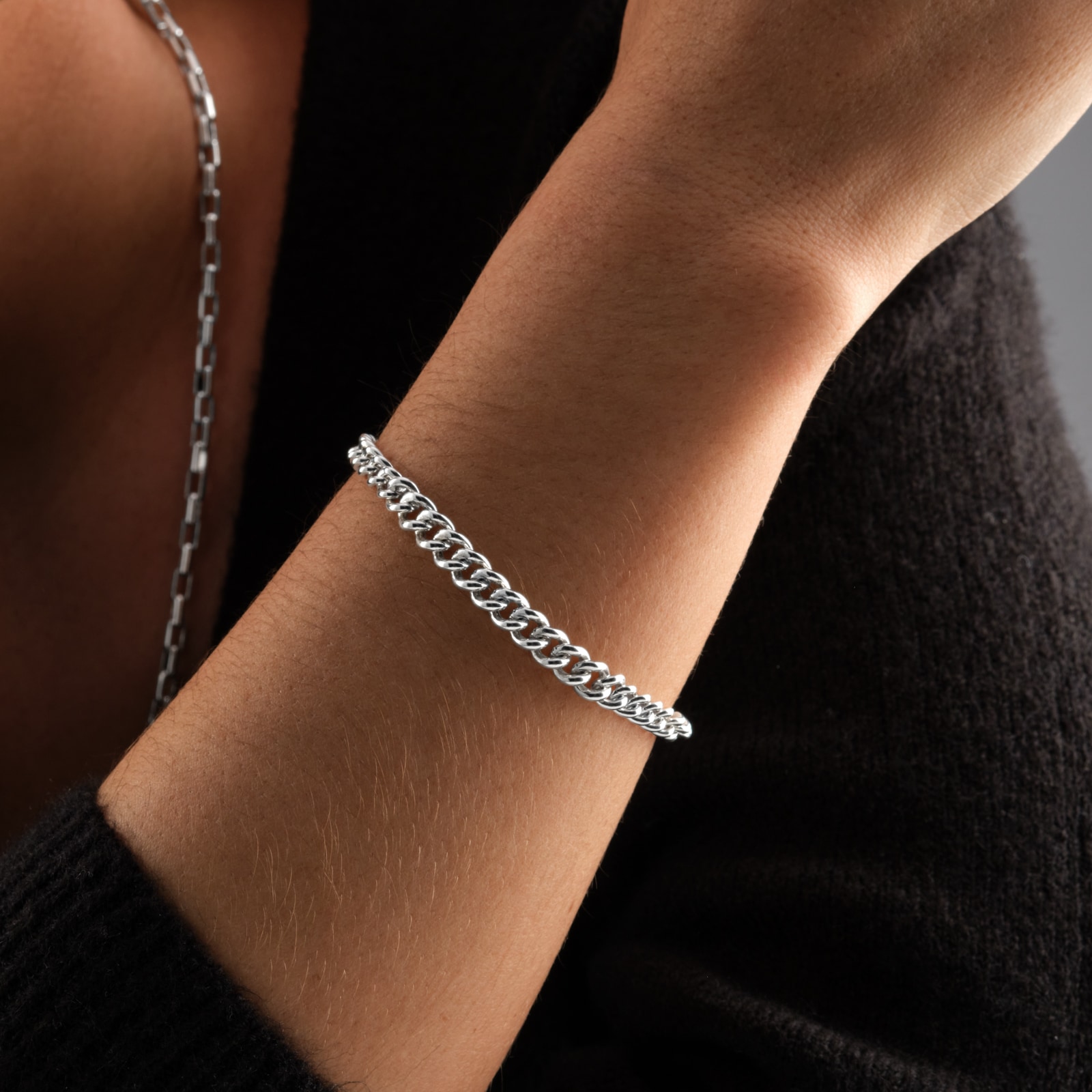 Goldsmiths Sterling Silver Graduated Curb Bracelet