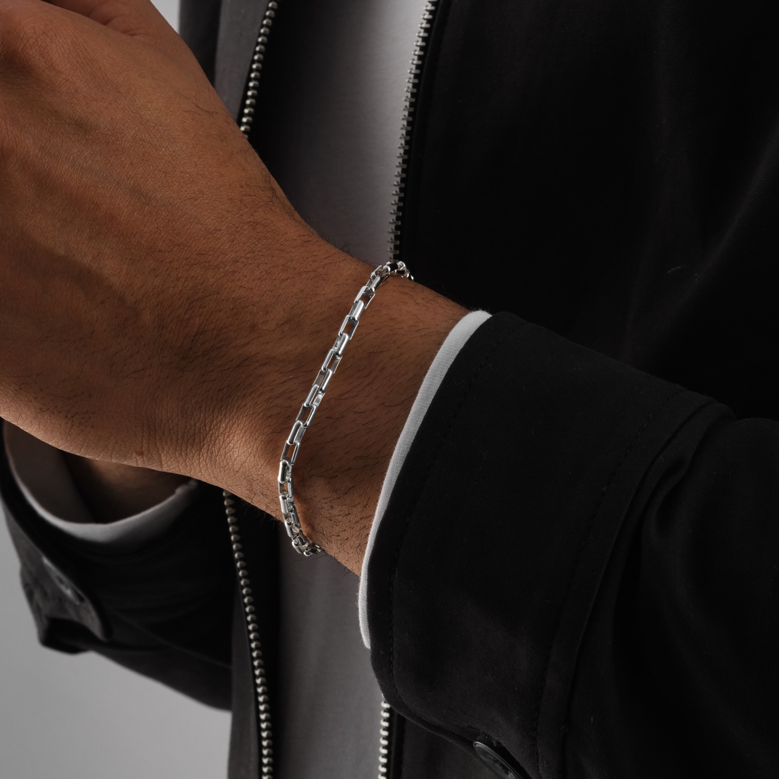 Goldsmiths Sterling Silver 4mm Belcher Chain Bracelet