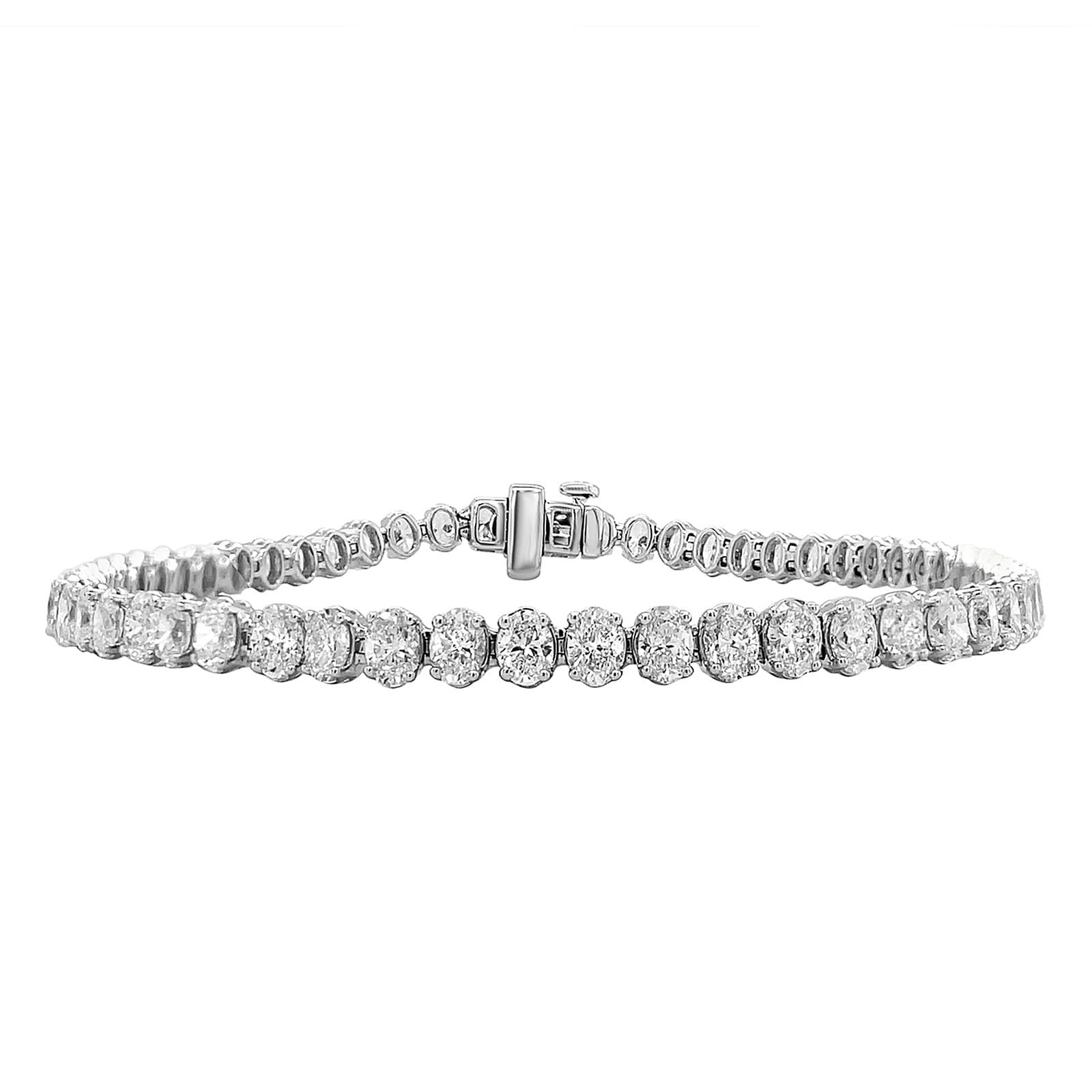Mayors 18k White Gold 7.00cttw 58 Oval Cut Diamond Tennis Bracelet