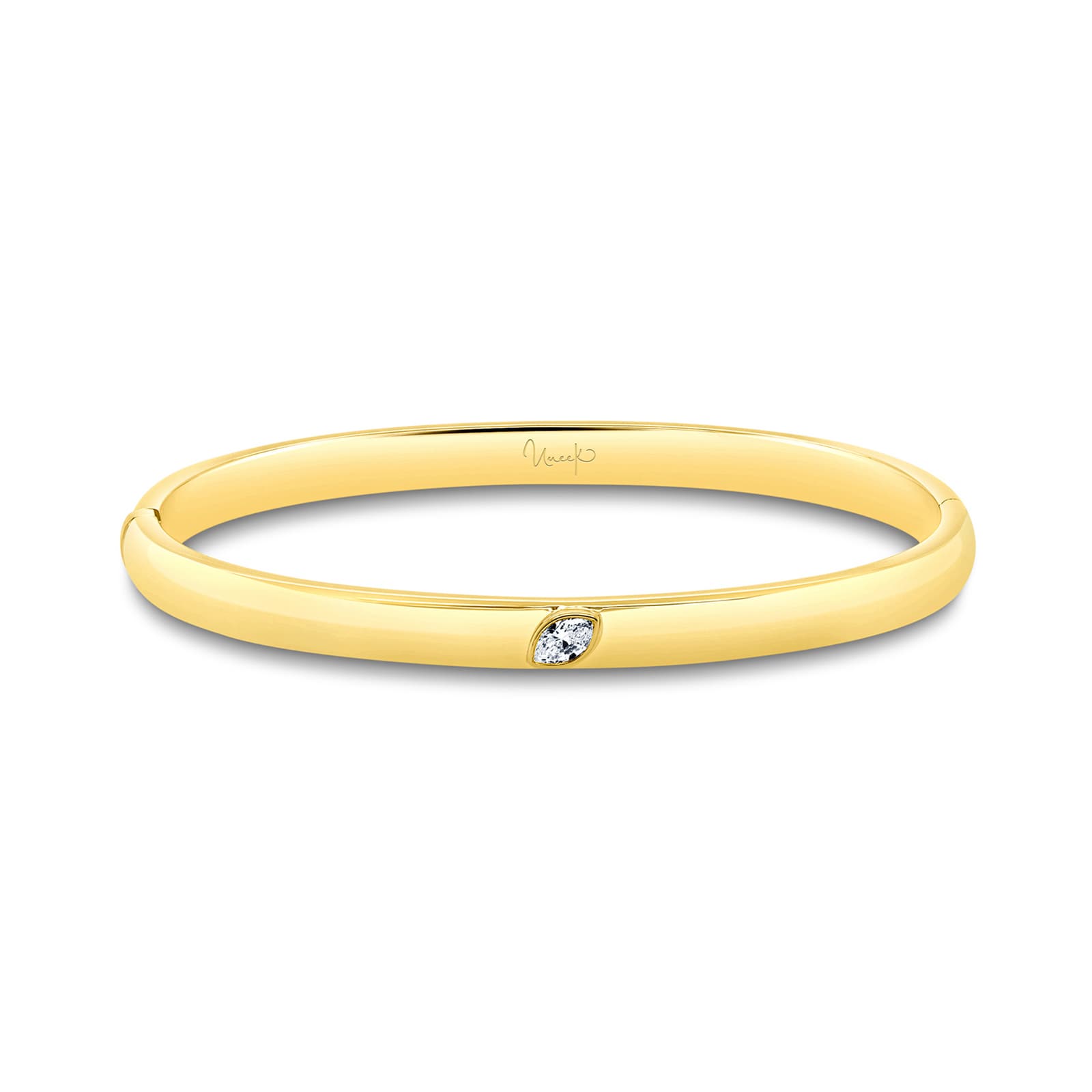 18k Yellow Gold Exclusive 0.16cttw Marquise Cut Diamond Bangle 48x58mm