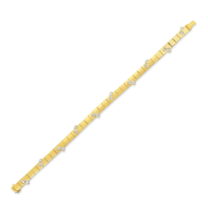 18K Yellow Gold 0.91cttw Pear Cut Diamond Bangle